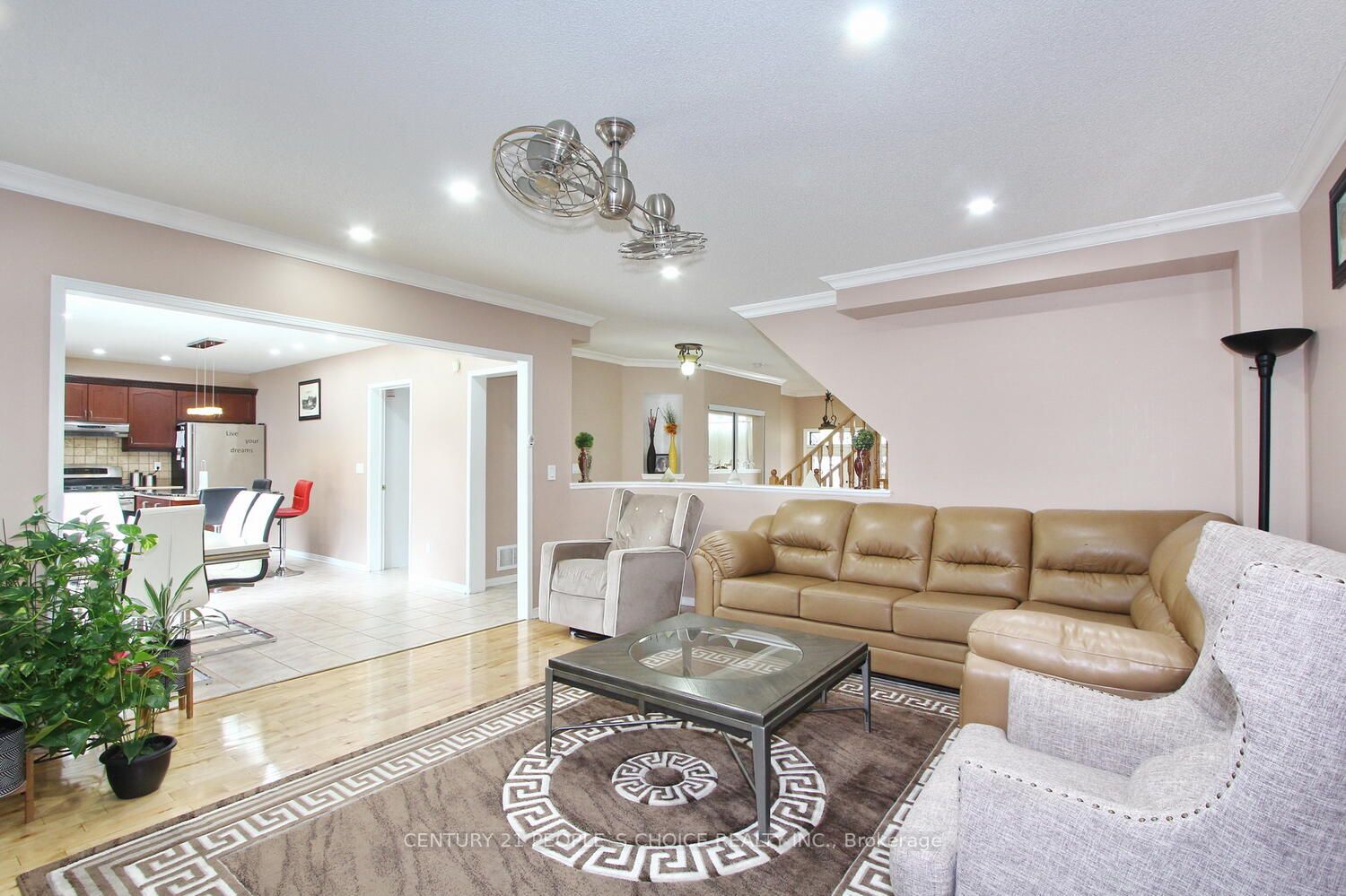 32 Dunvegan Cres
