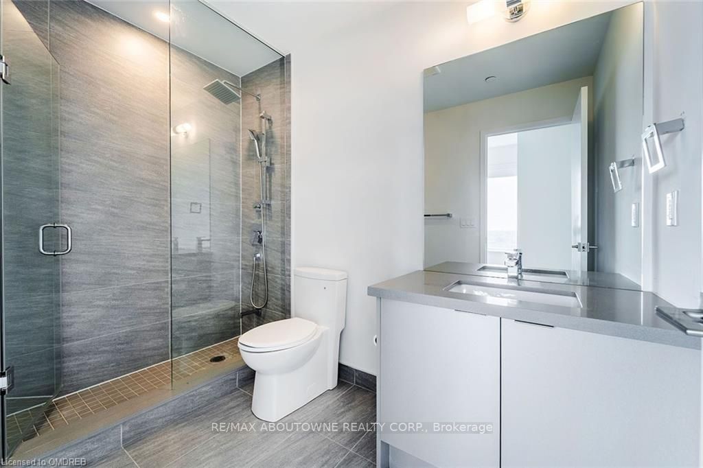 297 Oak Walk Dr, #808