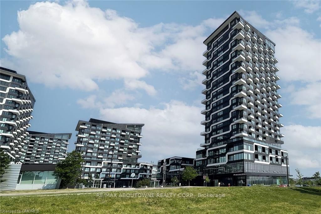 297 Oak Walk Dr, #808