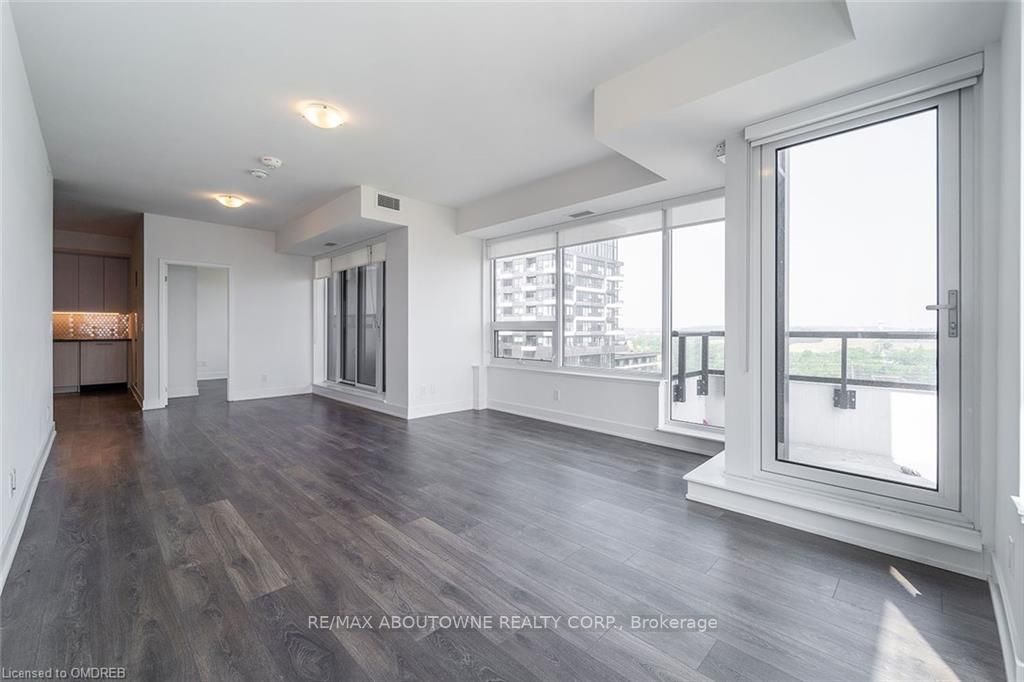 297 Oak Walk Dr, #808