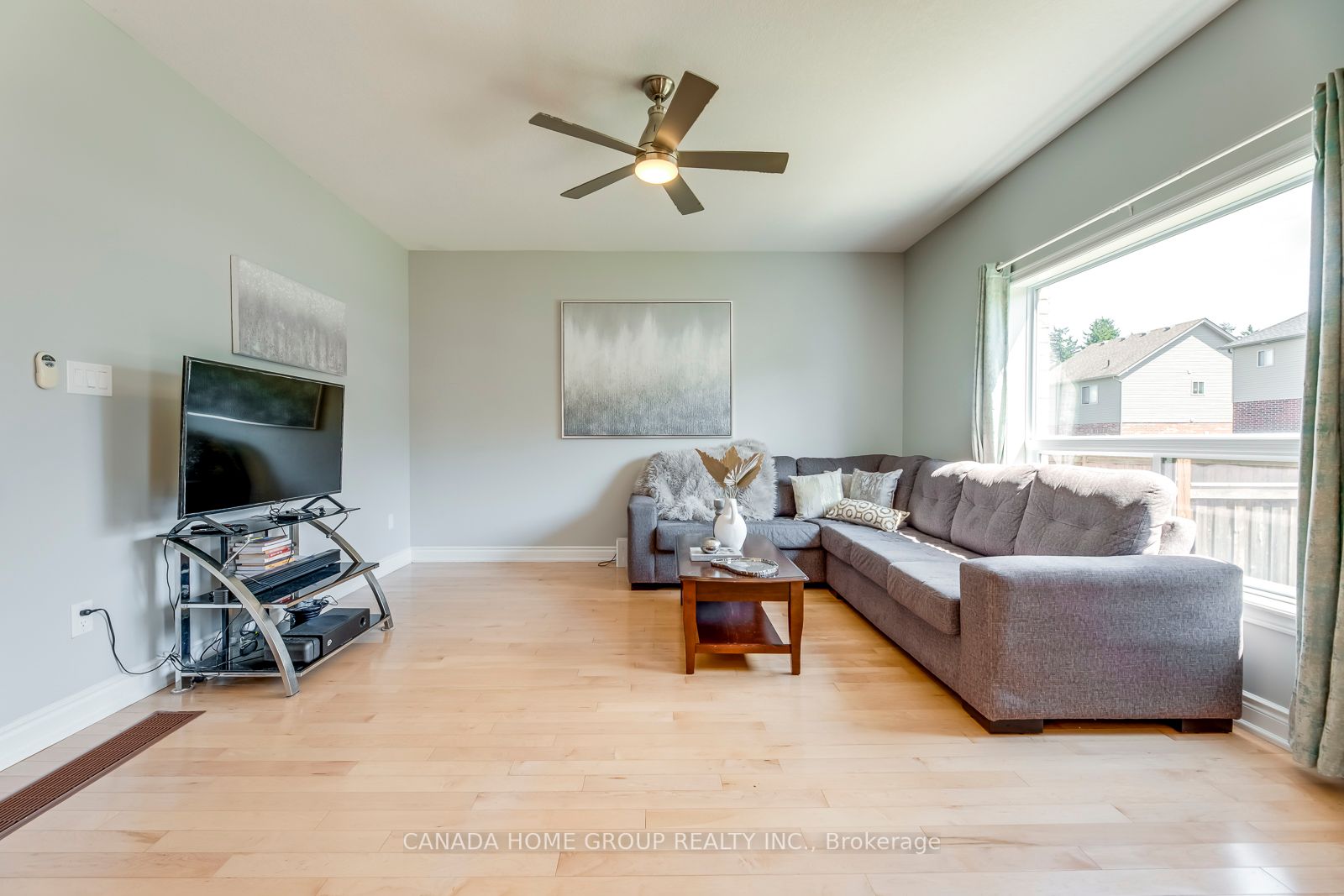 89 Laverty Cres