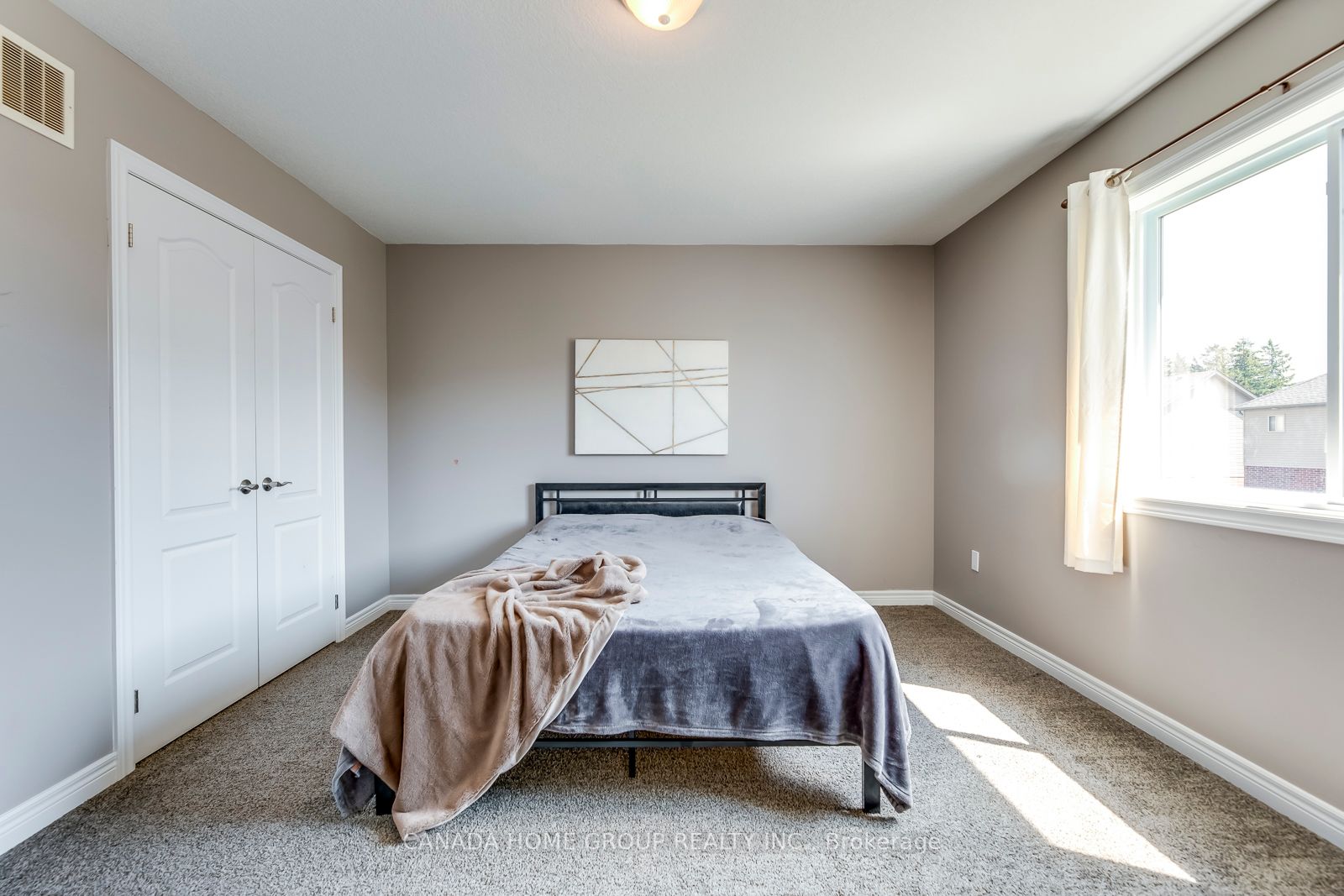 89 Laverty Cres