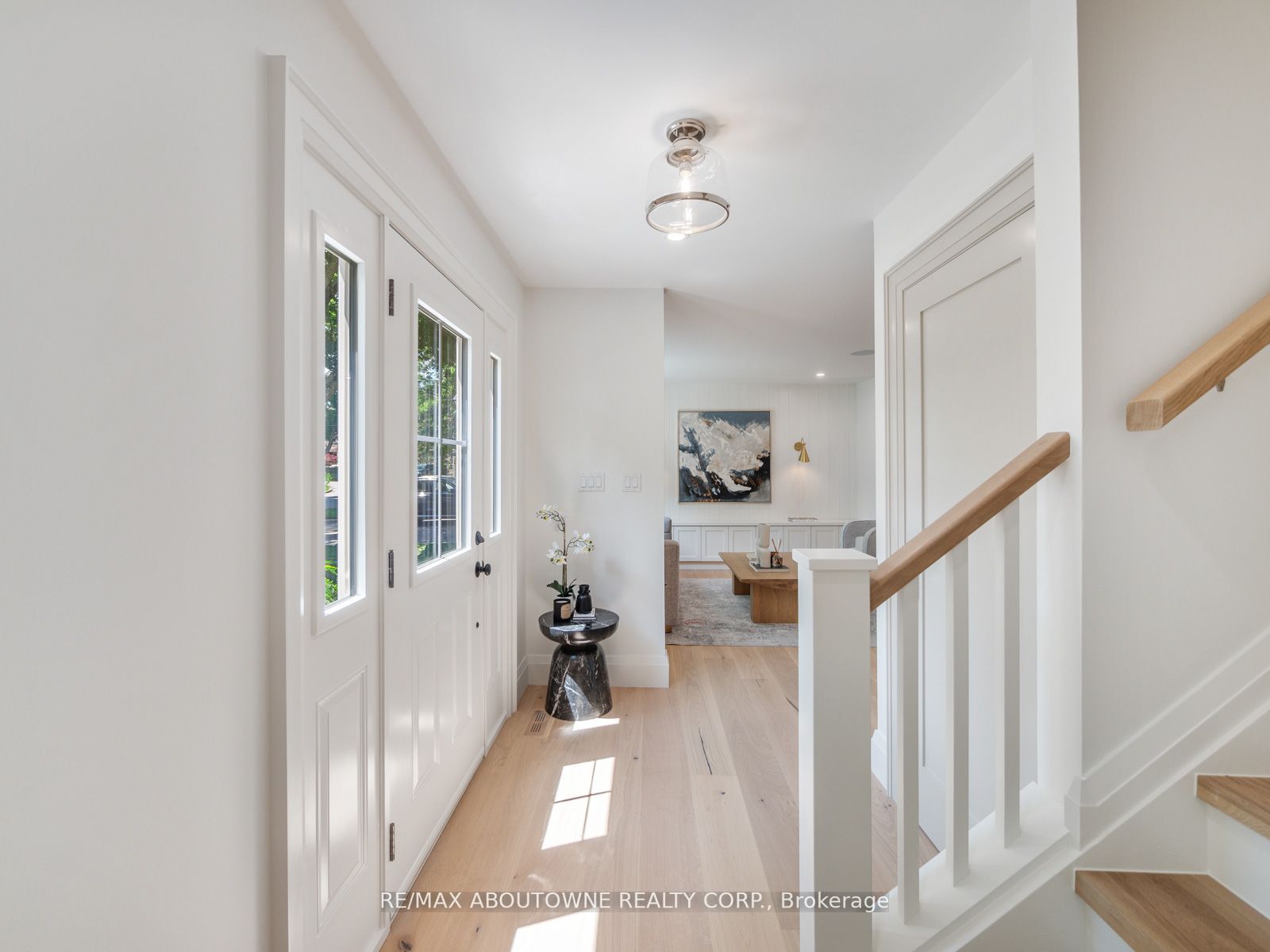 33 Harbourside Court