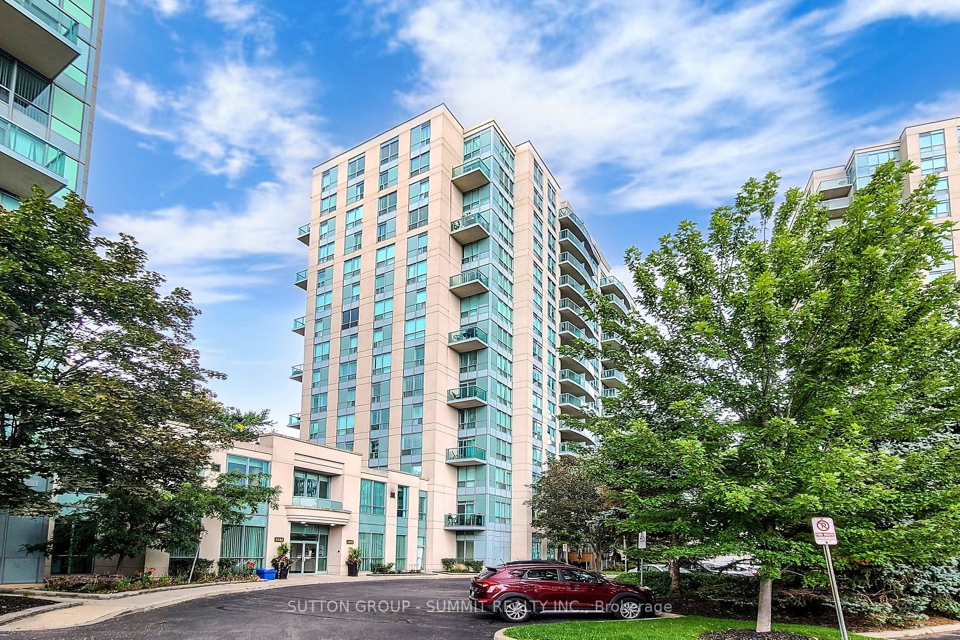 2565 Erin Centre Blvd, #1203