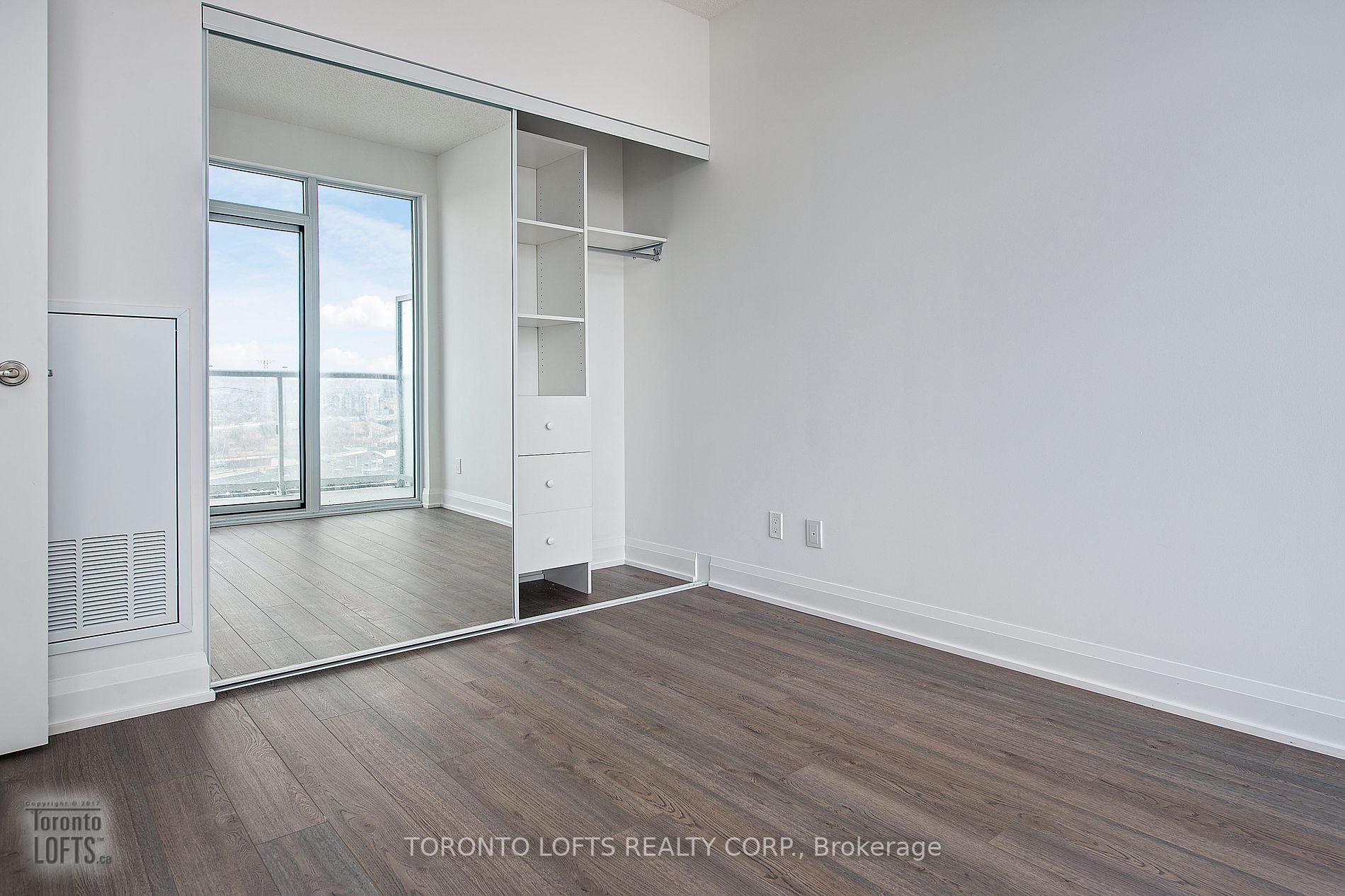 56 Annie Craig Dr, #1608