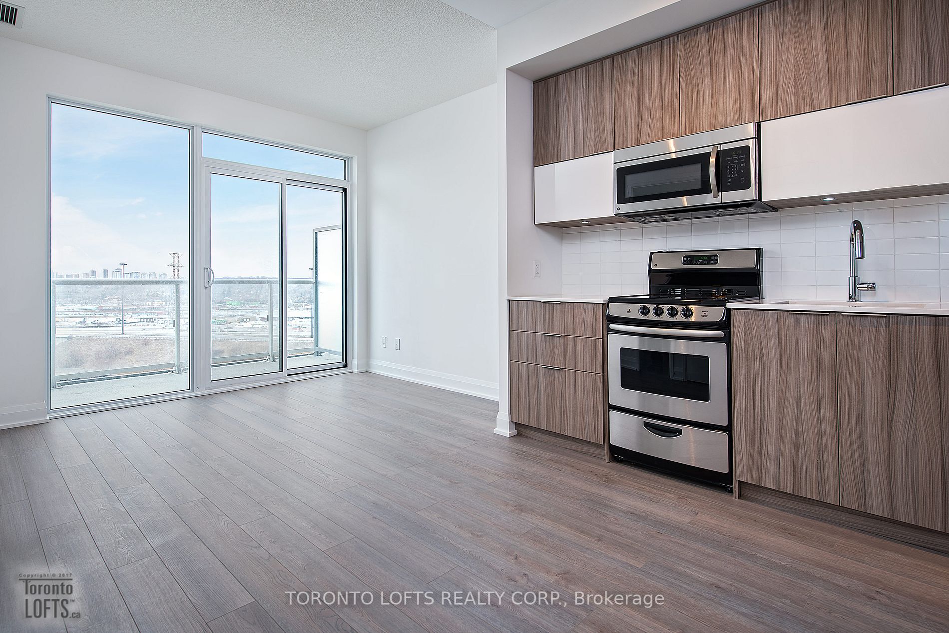 56 Annie Craig Dr, #1608