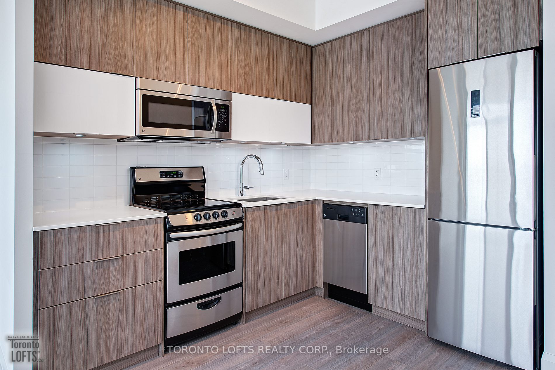 56 Annie Craig Dr, #1608