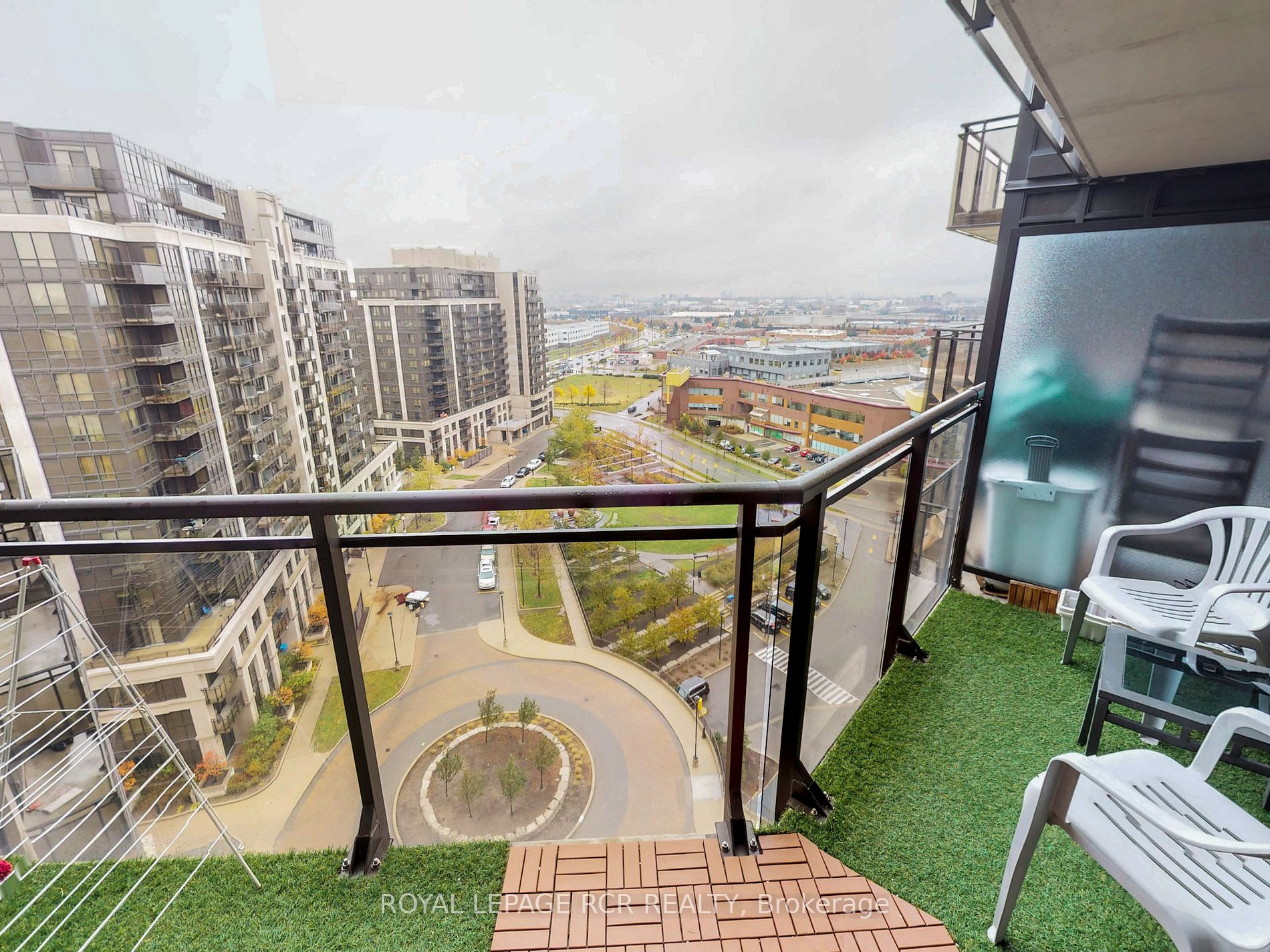 1060 Sheppard Ave W, #1401