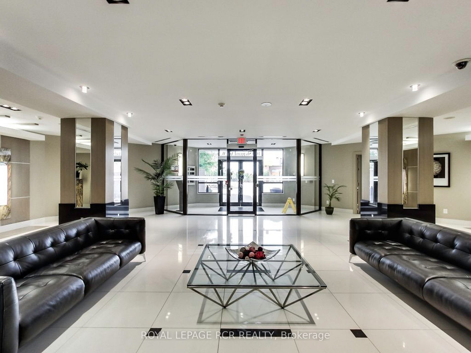 1060 Sheppard Ave W, #1401
