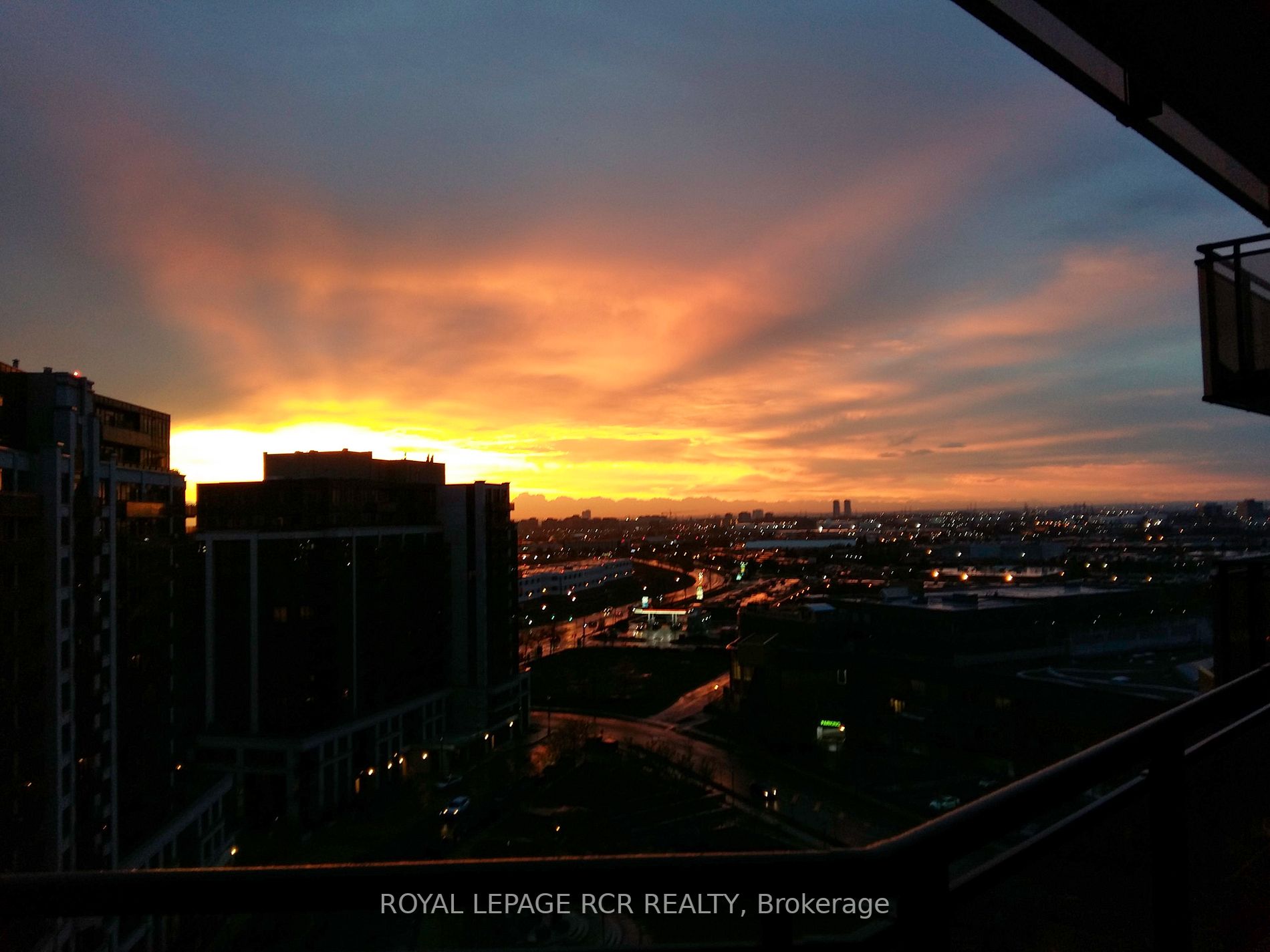 1060 Sheppard Ave W, #1401