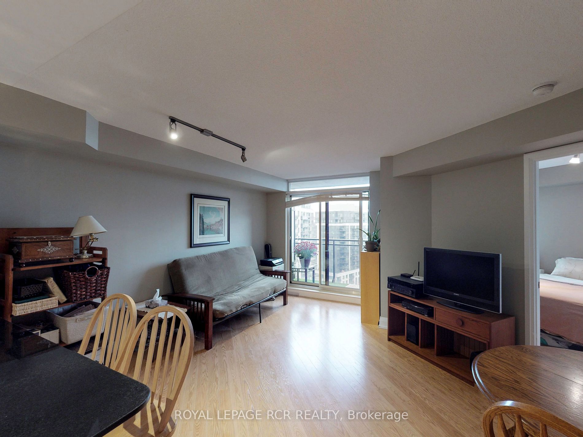 1060 Sheppard Ave W, #1401