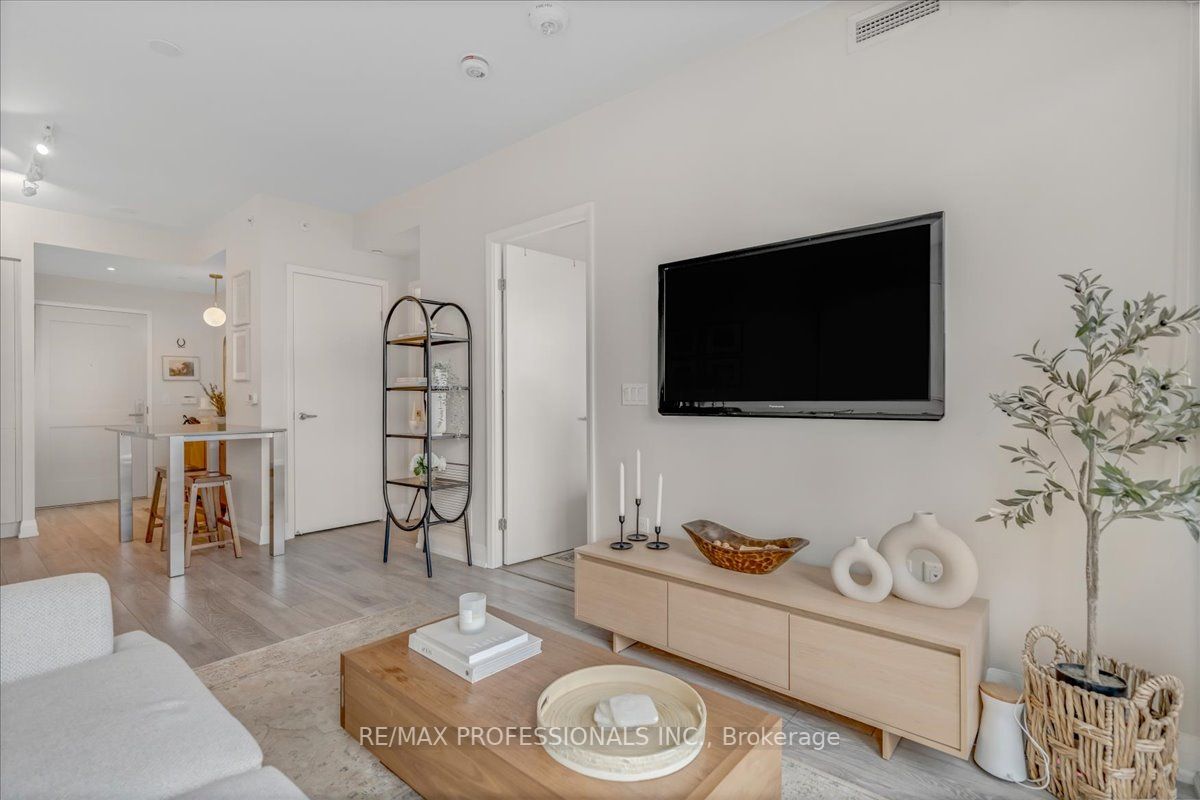 26 Gibbs Rd, #629