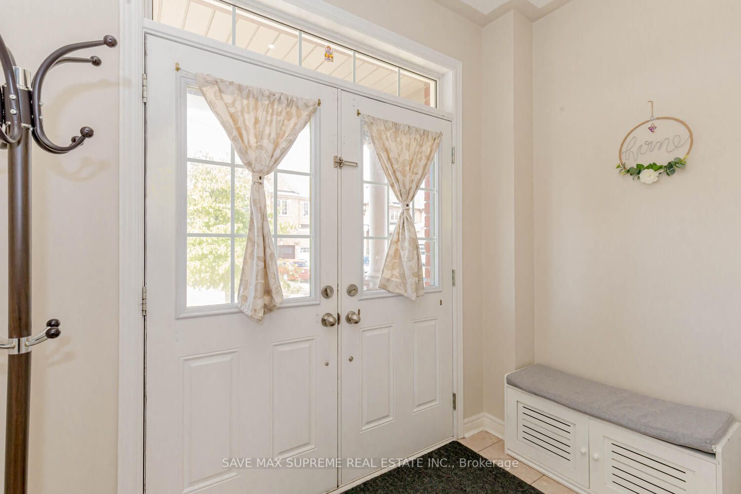 13 Ugrasen Street