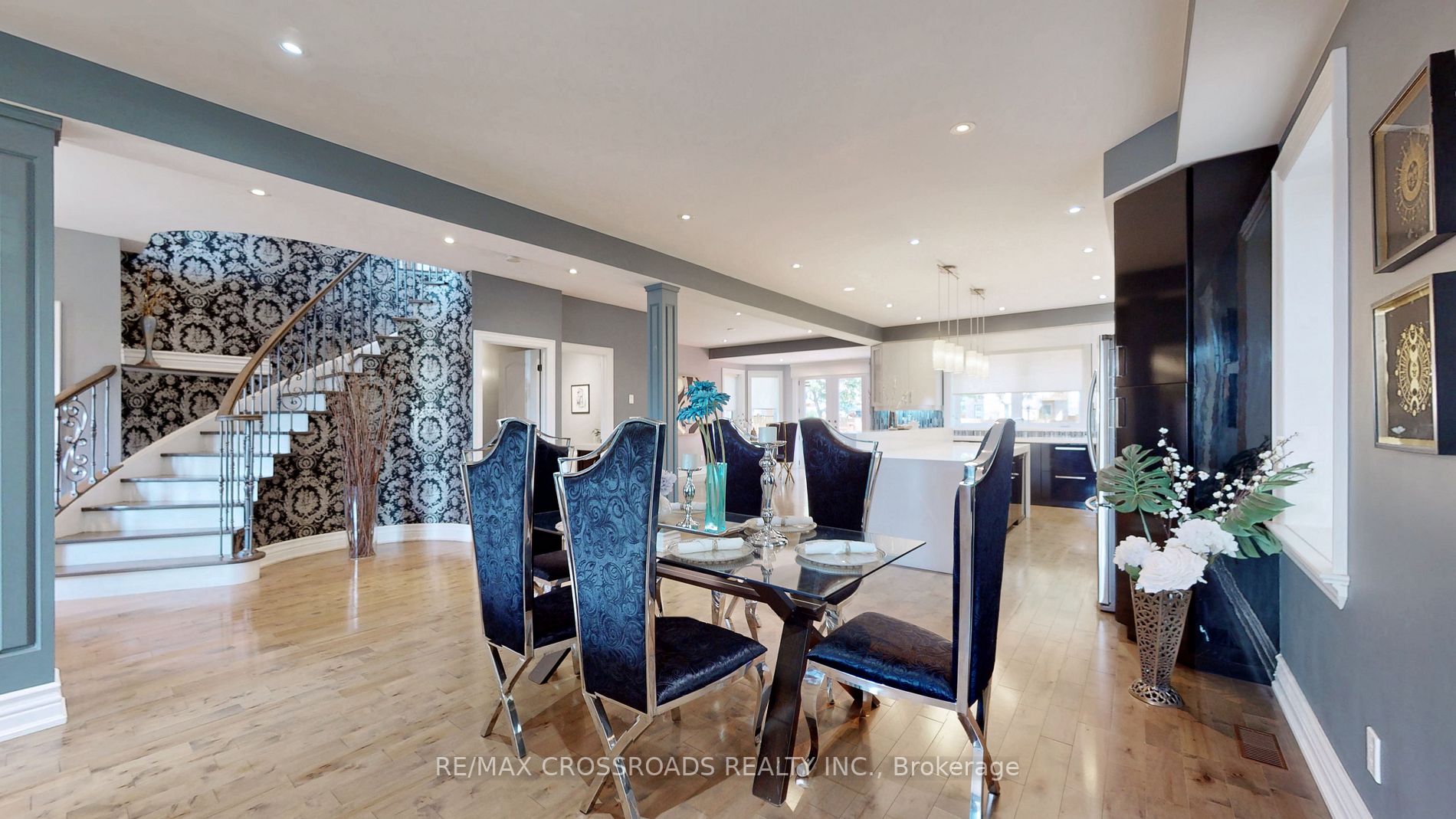 3043 Weston Road