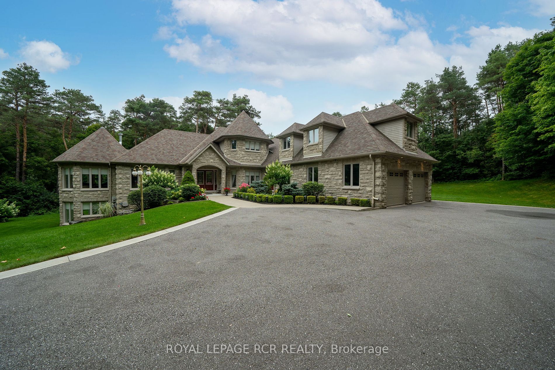 27 Barbara Pl