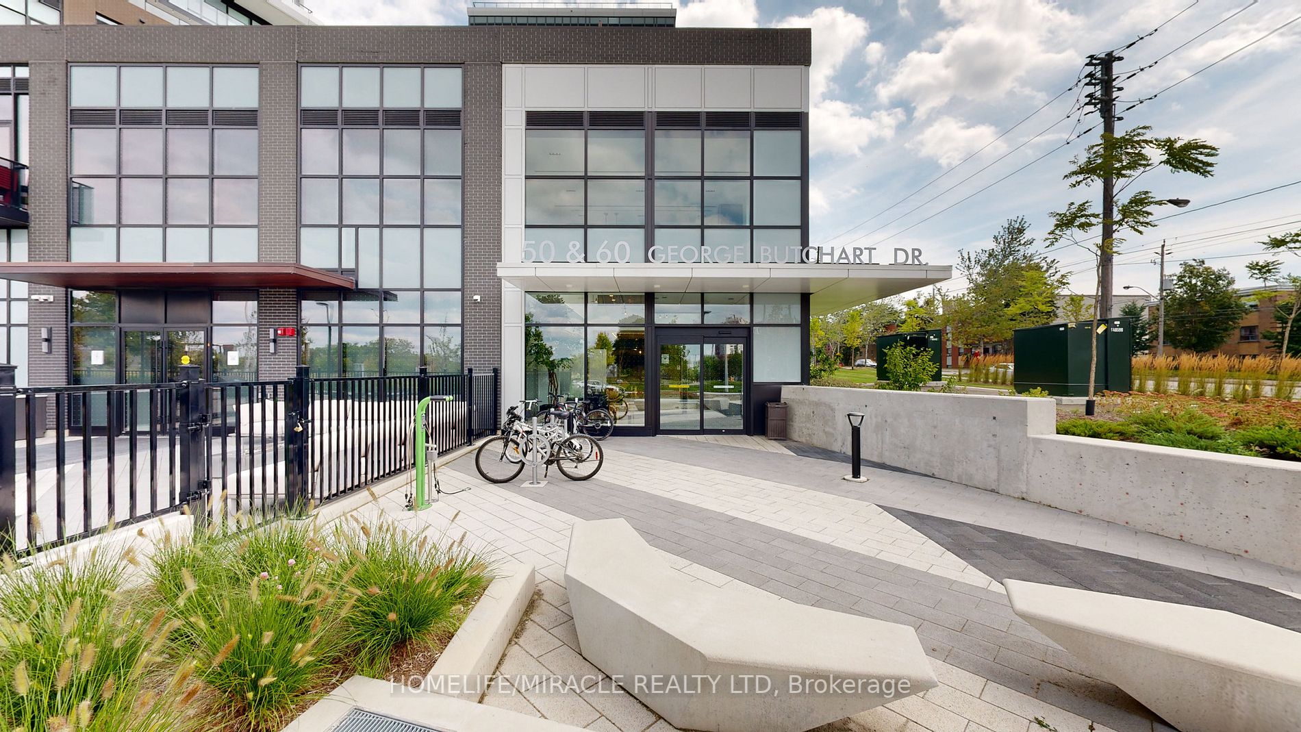 50 George Butchart Dr, #115