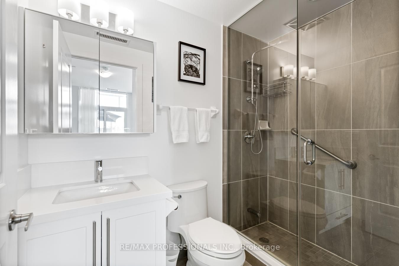 4699 Glen Erin Dr, #109