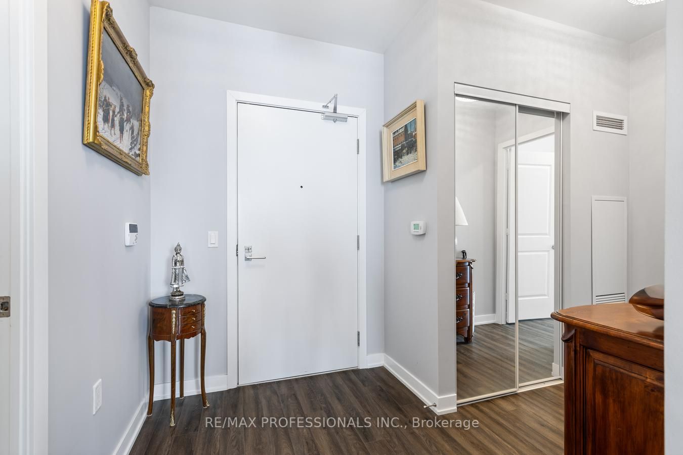 4699 Glen Erin Dr, #109