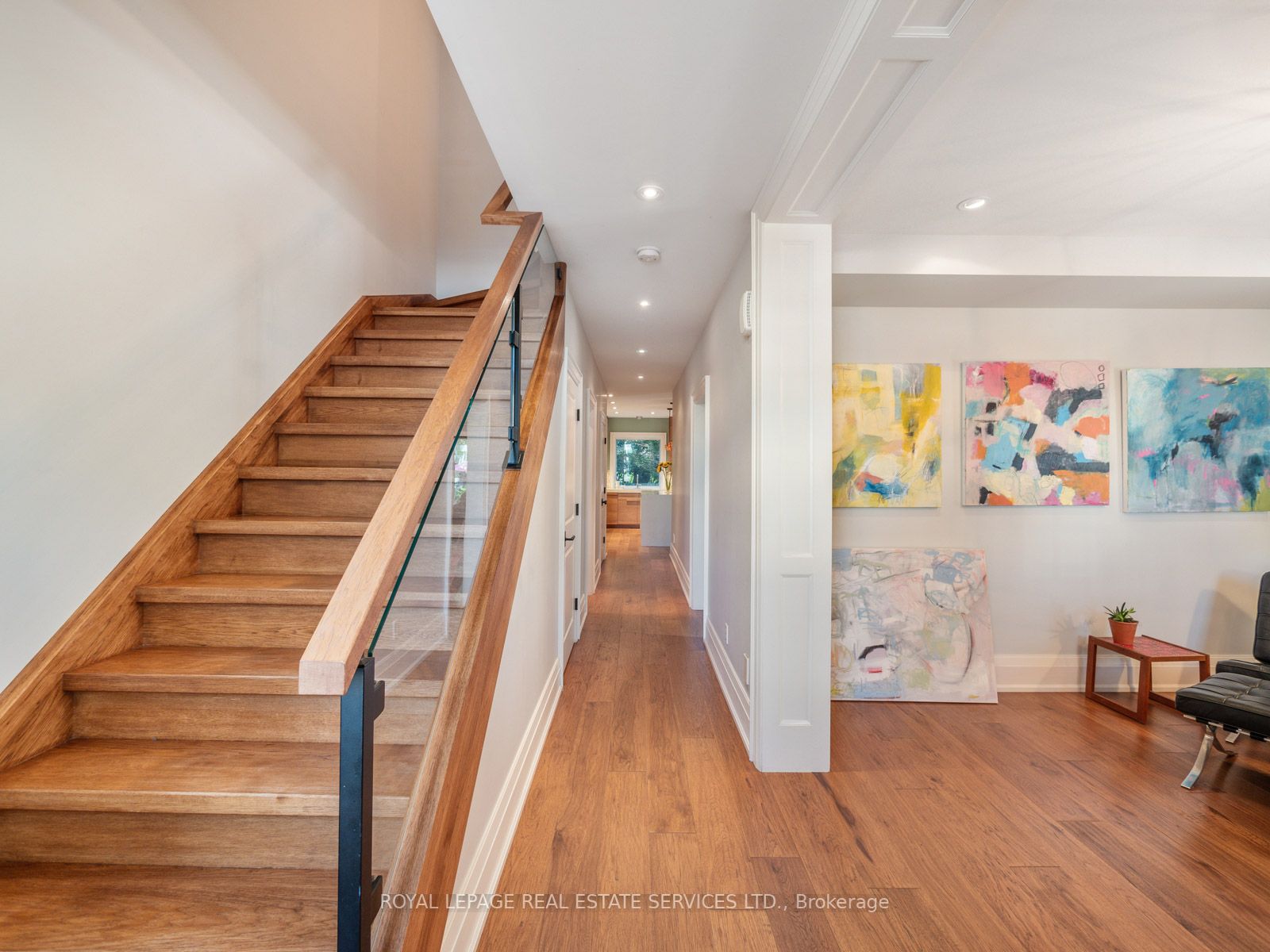 304 Robinson Street
