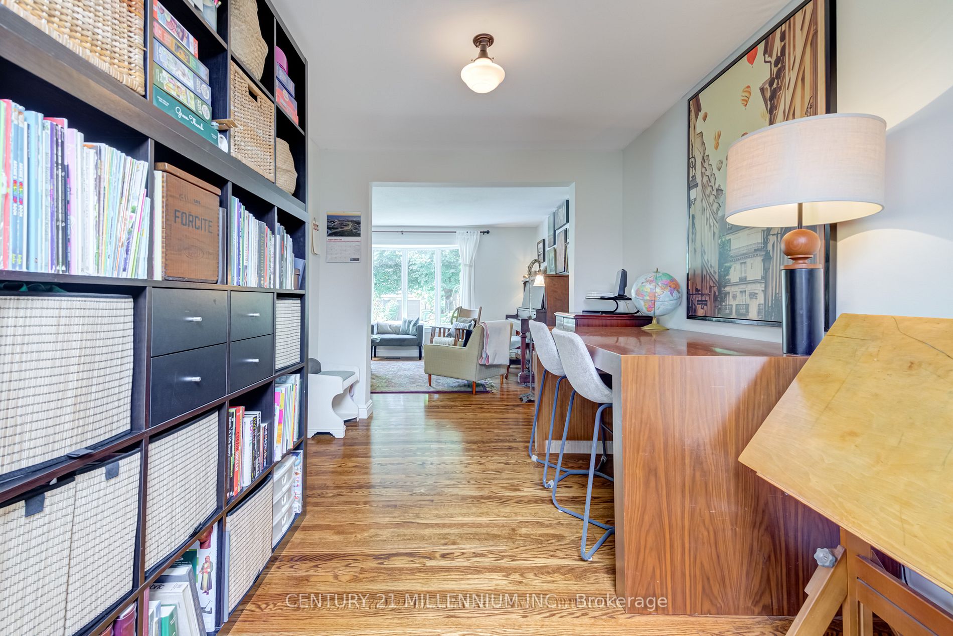 52 Greystone Cres