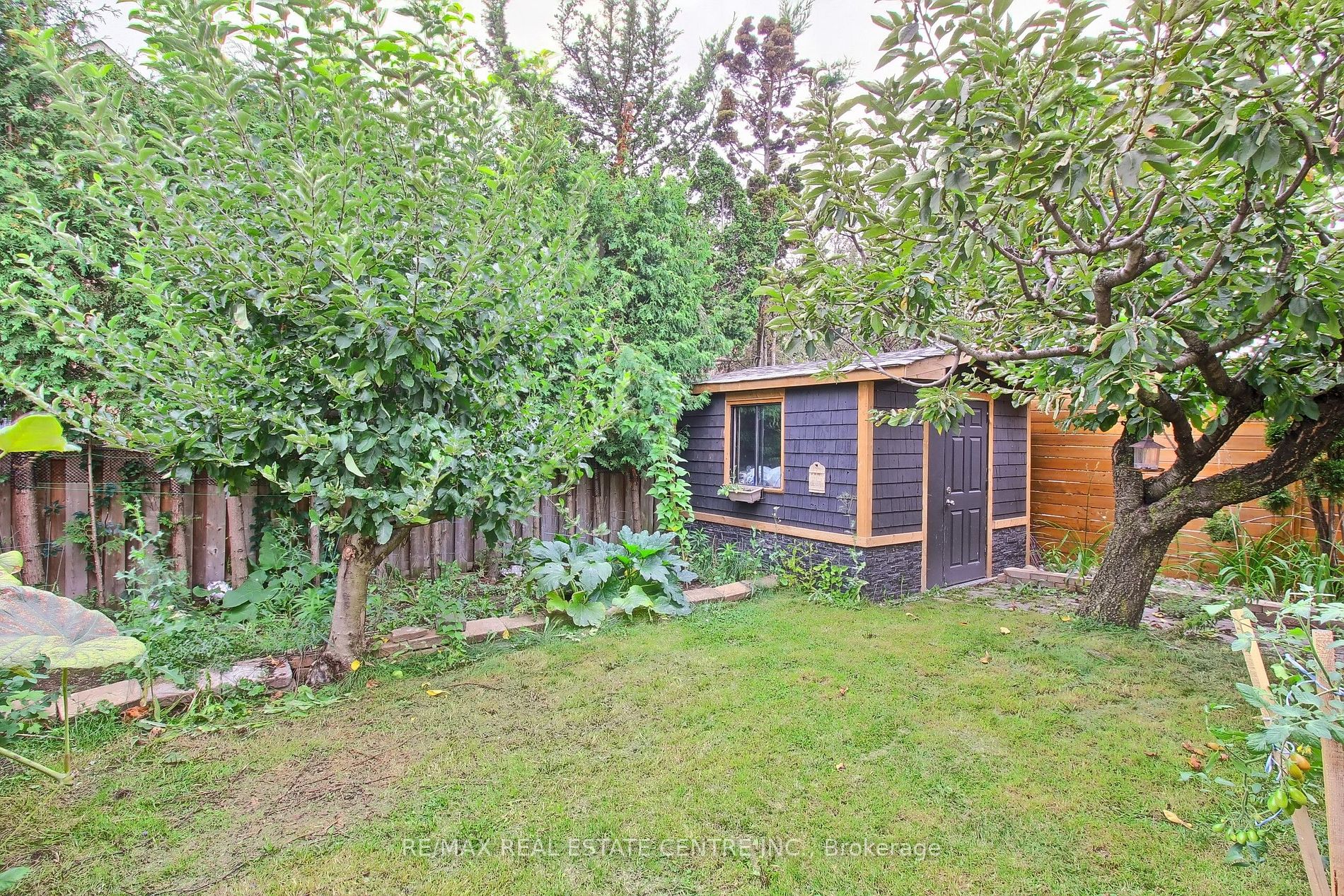 4484 Jenkins Crescent