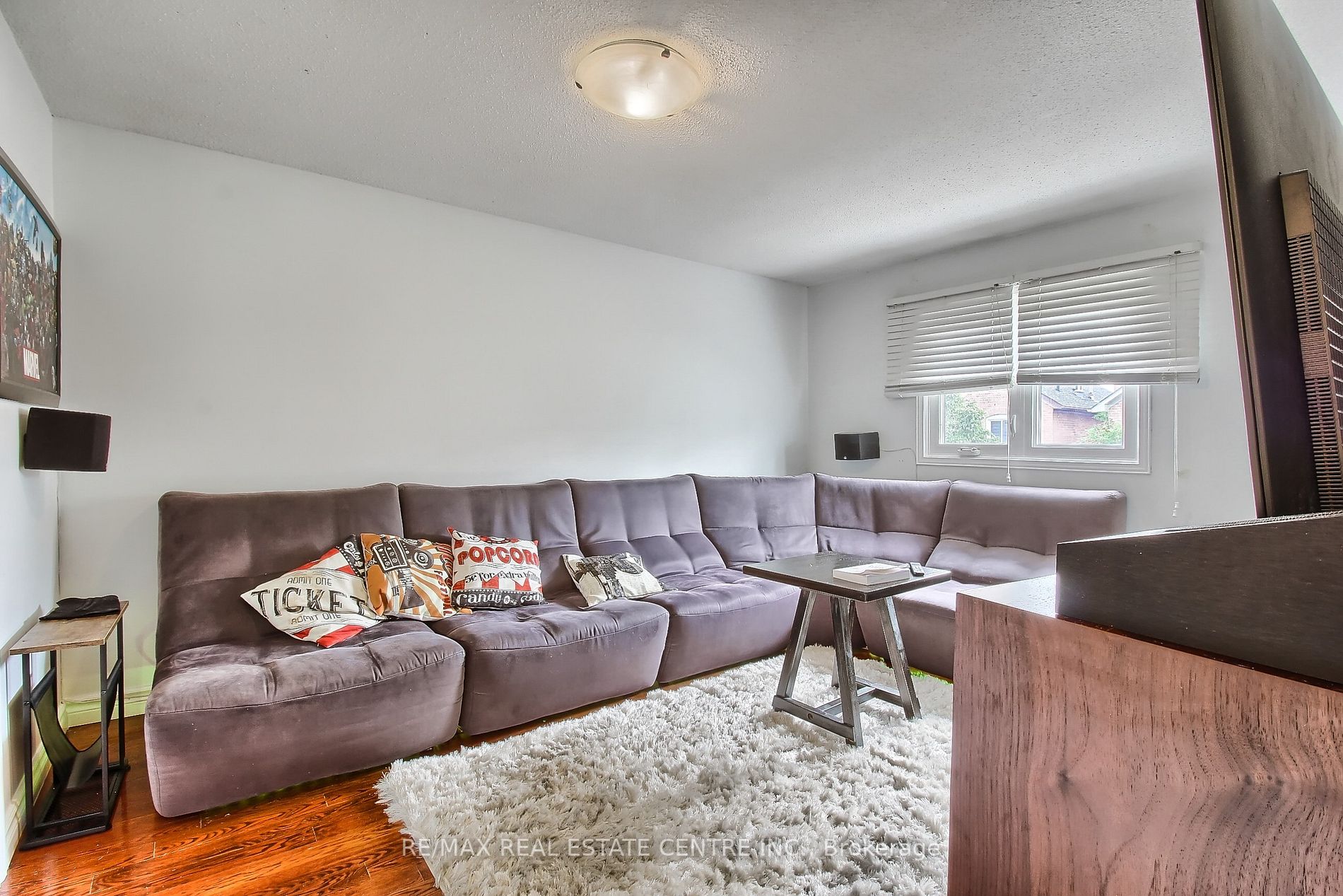 4484 Jenkins Crescent