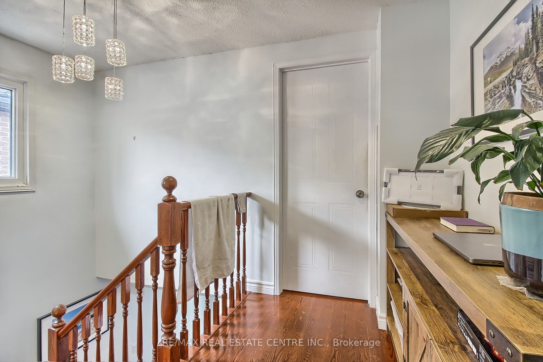 4484 Jenkins Crescent