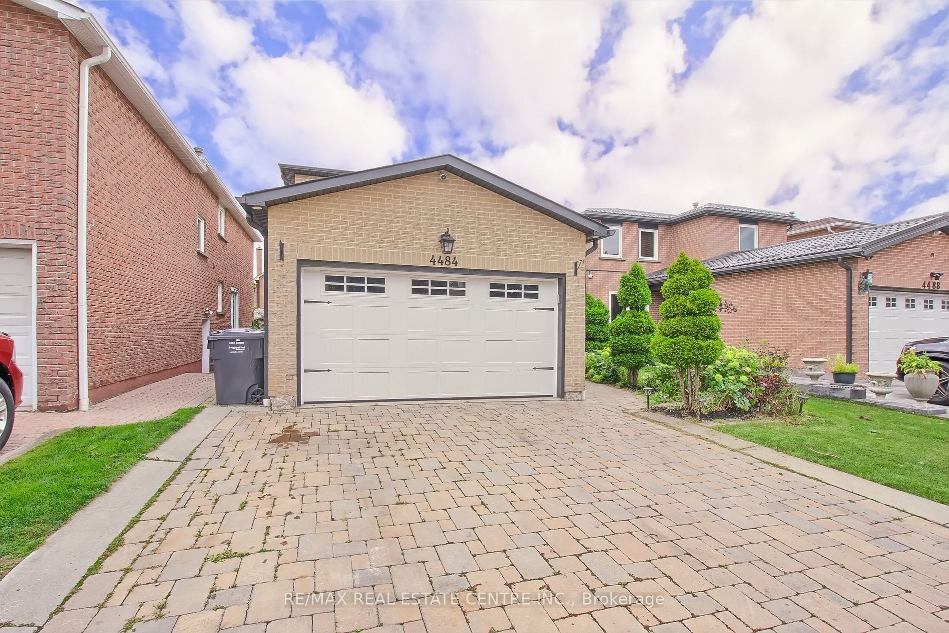 4484 Jenkins Crescent