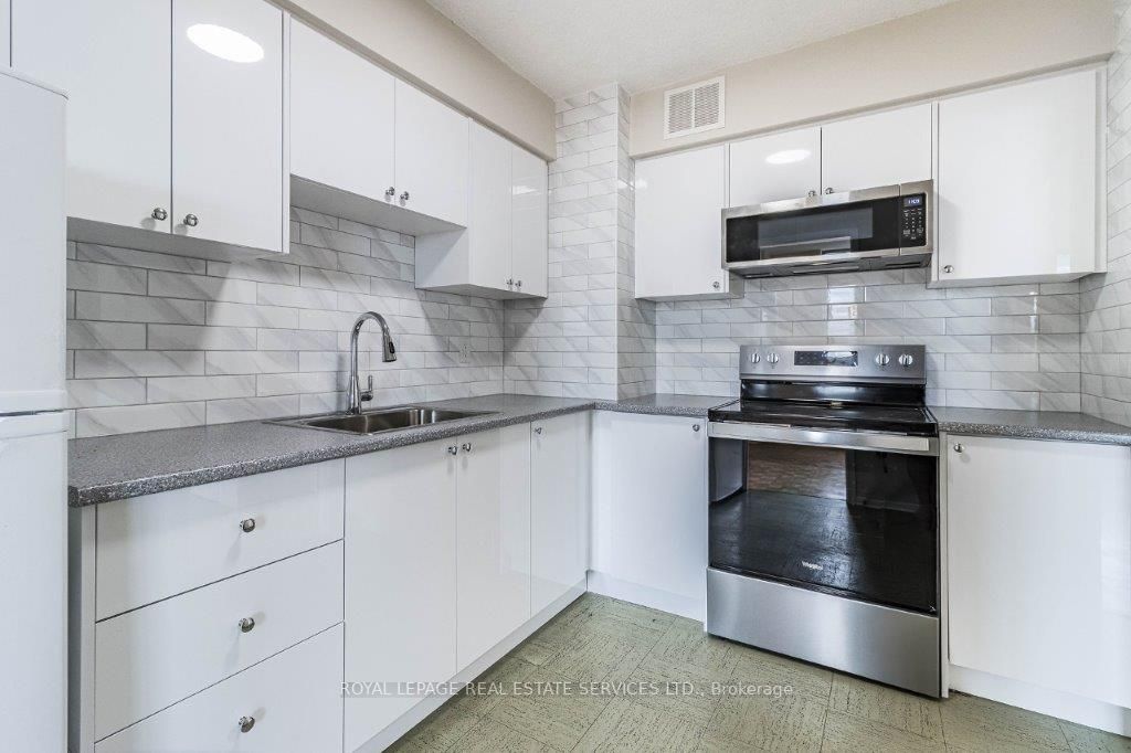 Listing W6774610 - Large Photo # 12