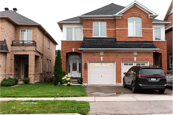 3250 Sunlight St, Mississauga