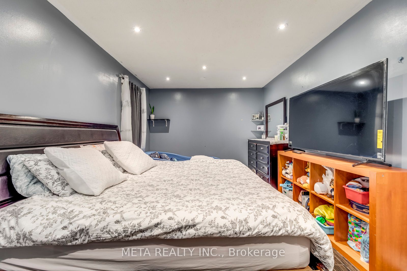 45 John Cabot Way, #13