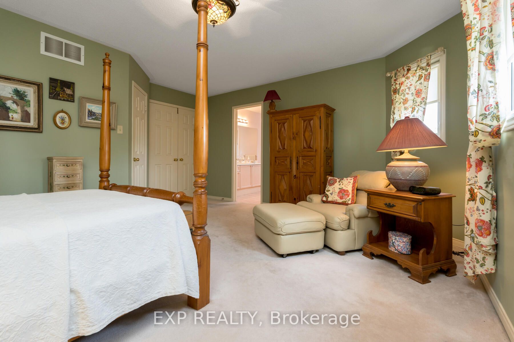 2434 Yorktown Circ