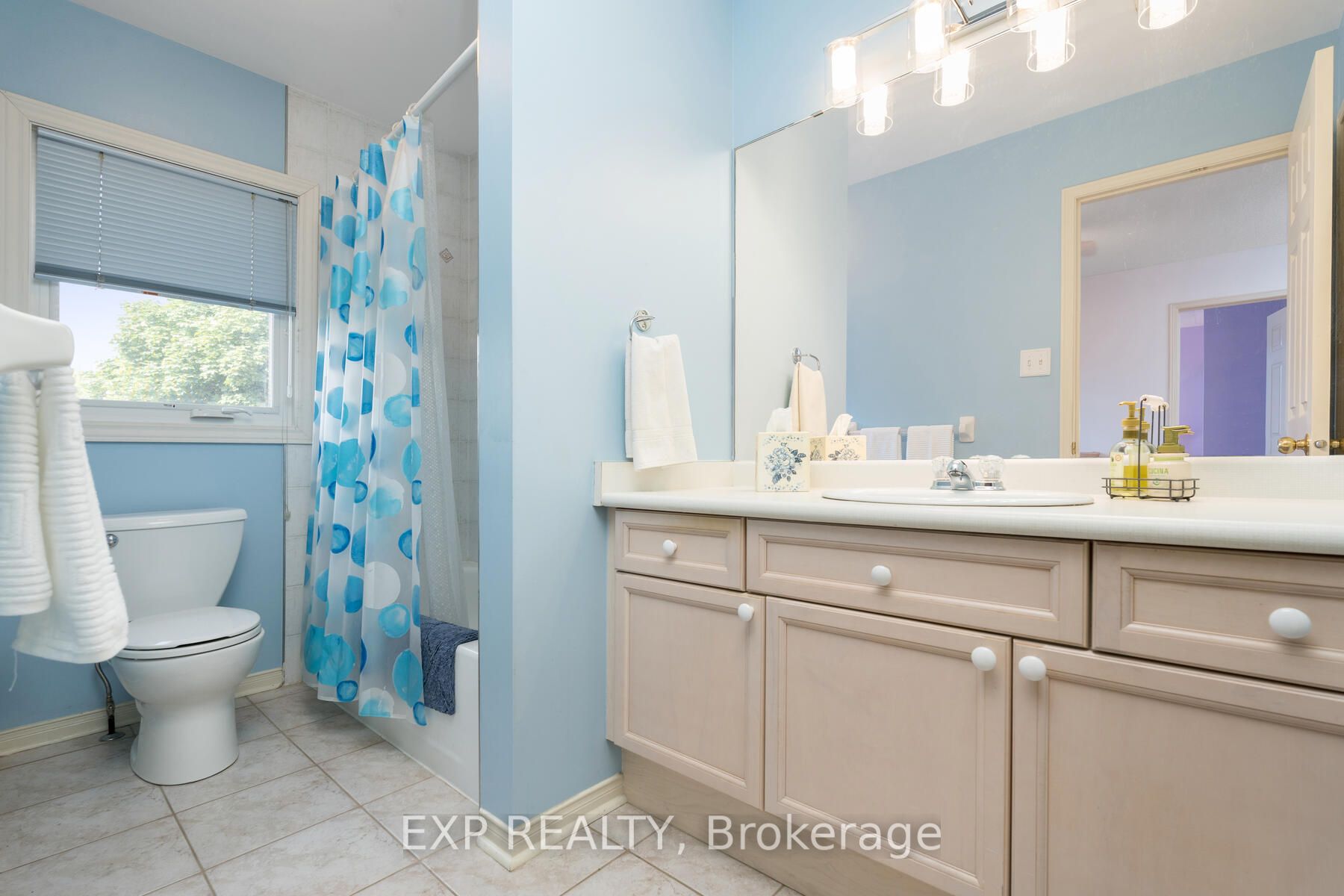 2434 Yorktown Circ