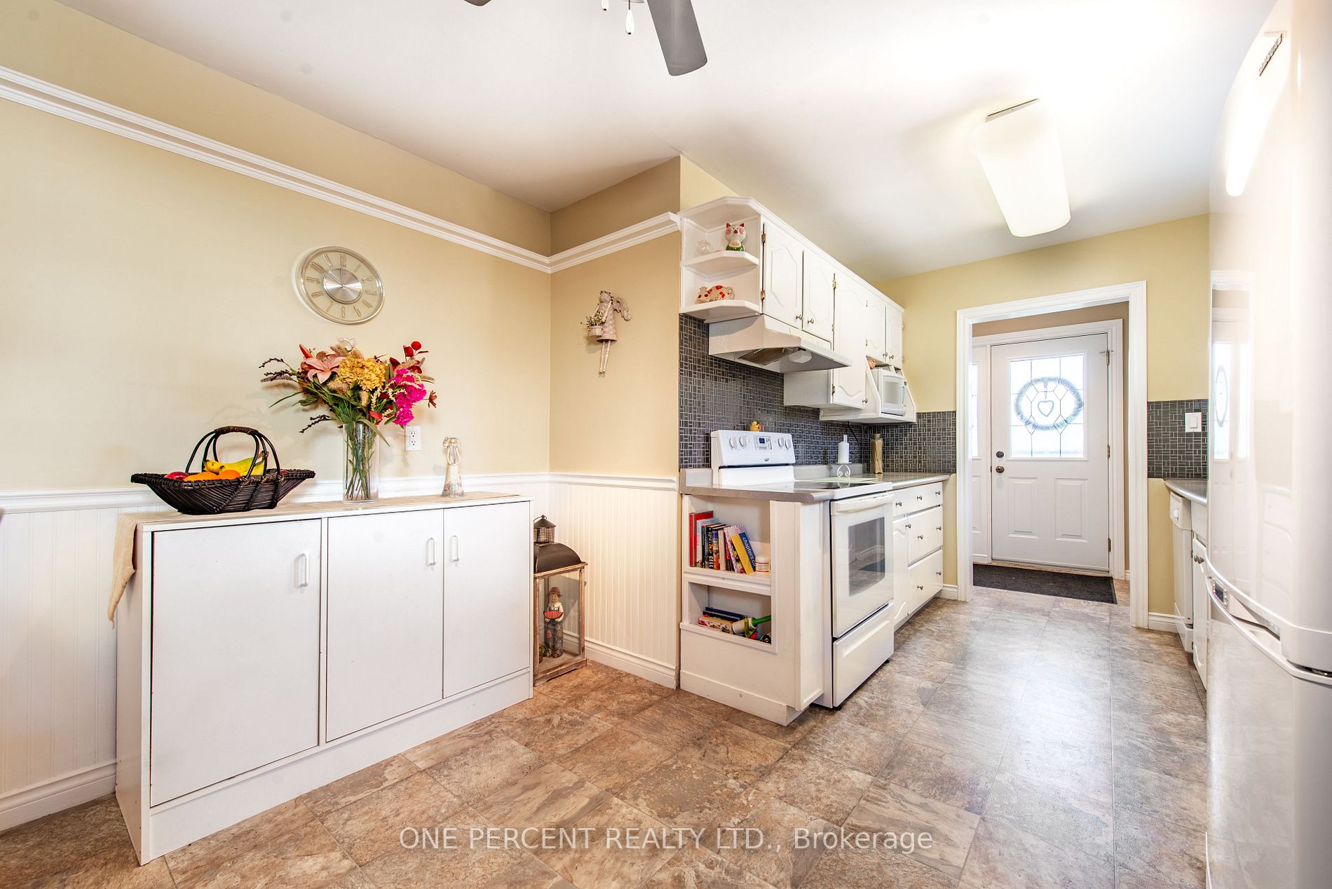 115 Lawrence Avenue