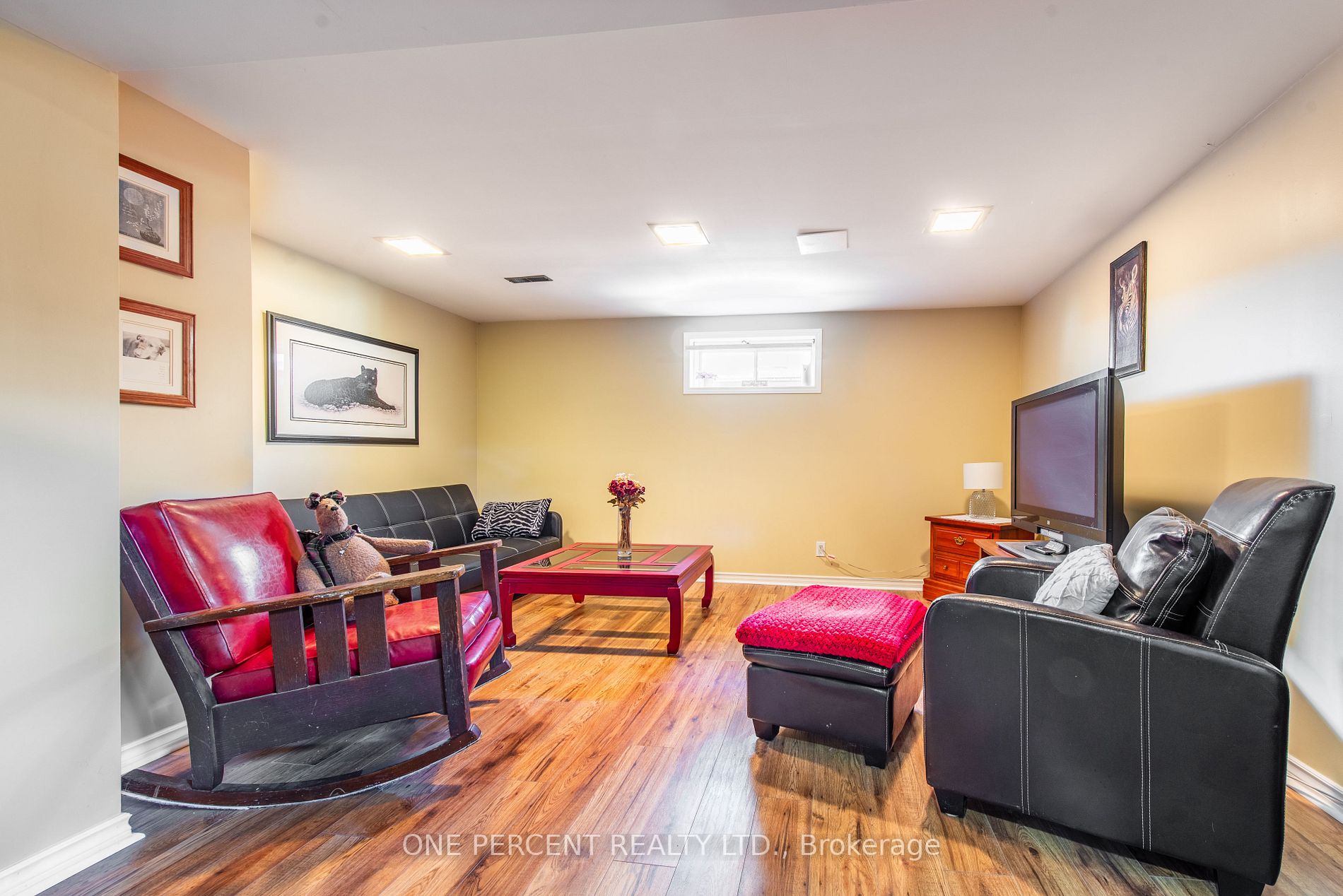 115 Lawrence Avenue