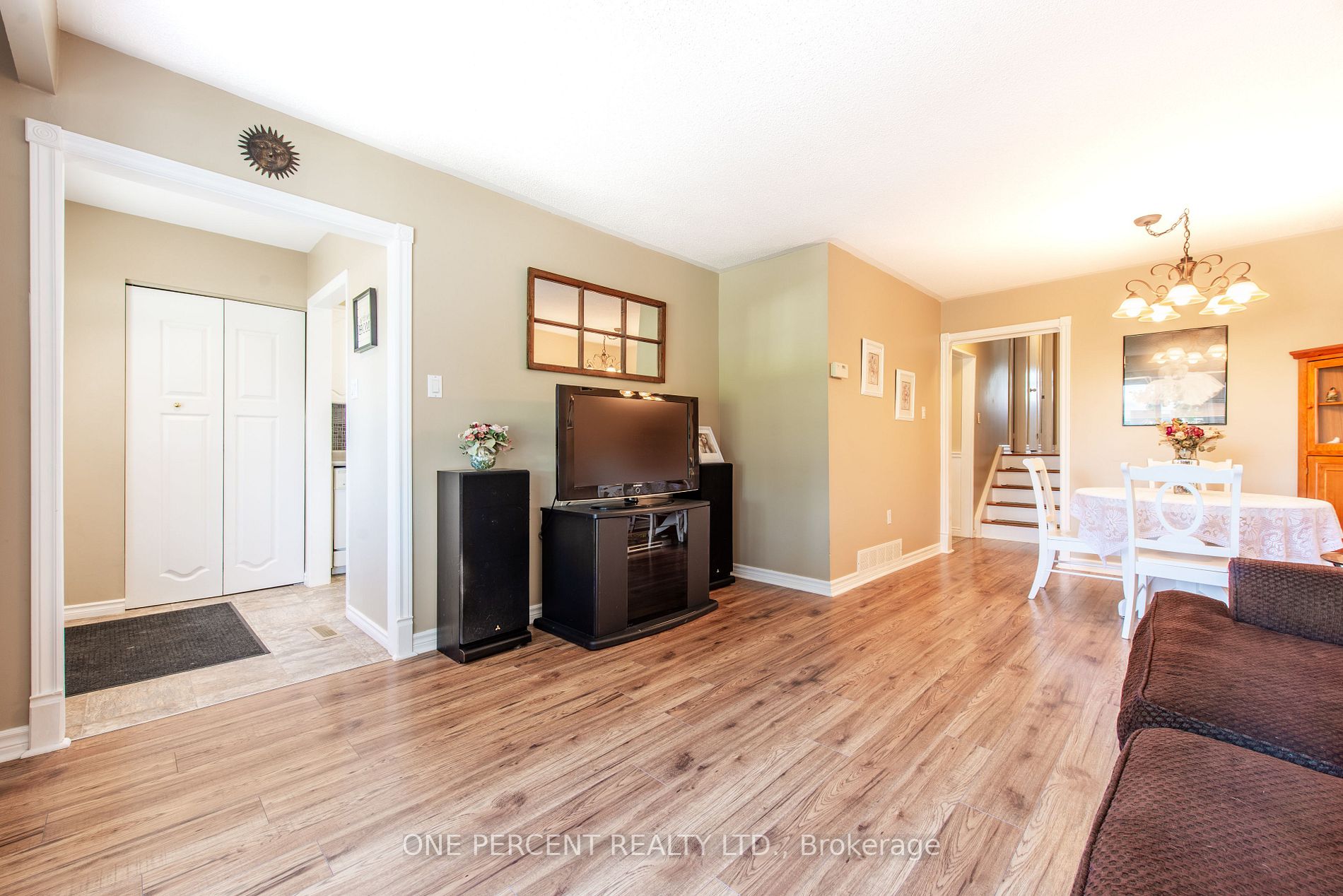 115 Lawrence Avenue