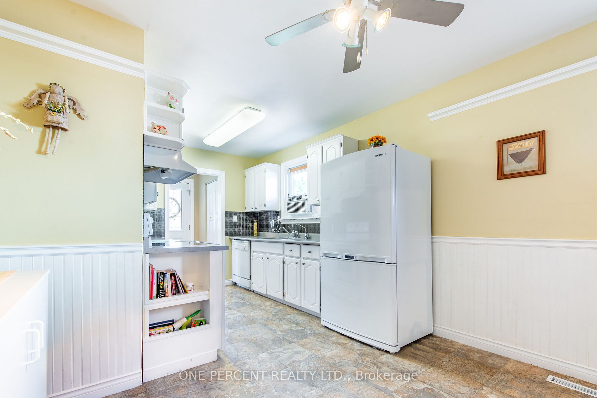 115 Lawrence Avenue