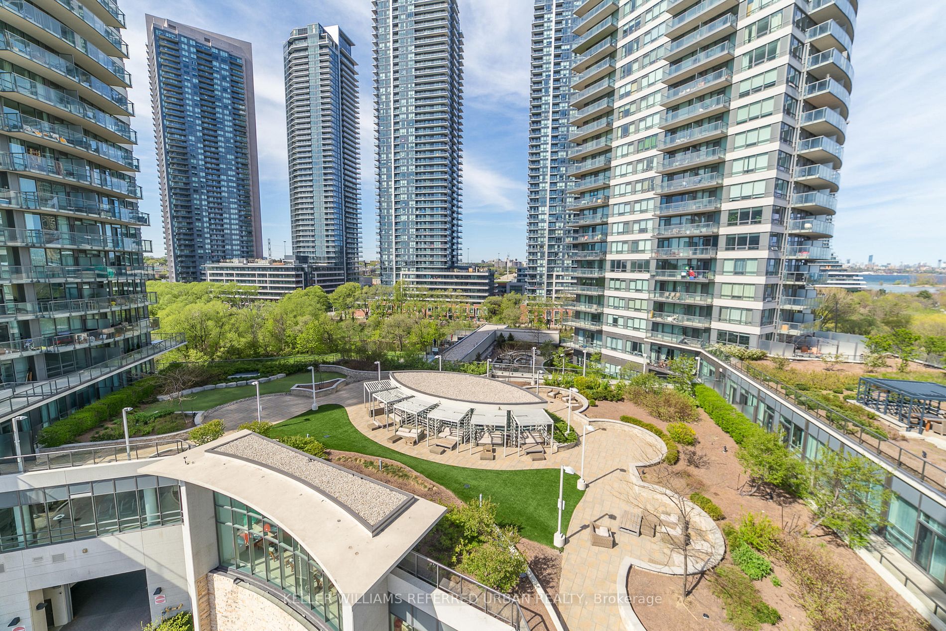 2240 Lake Shore Blvd W, #3006