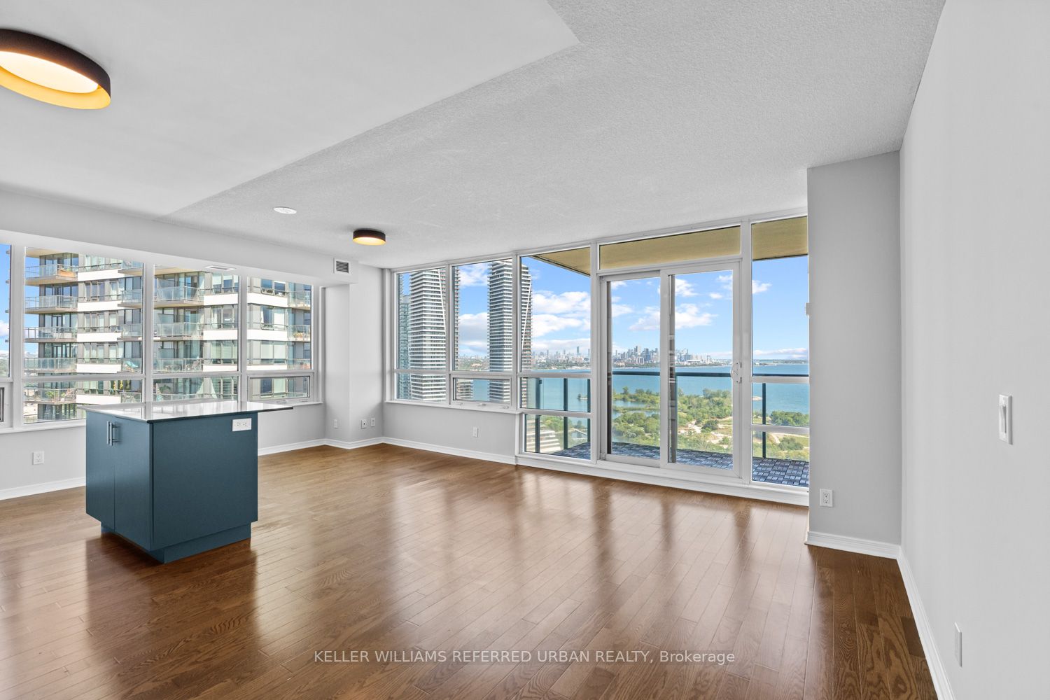 2240 Lake Shore Blvd W, #3006