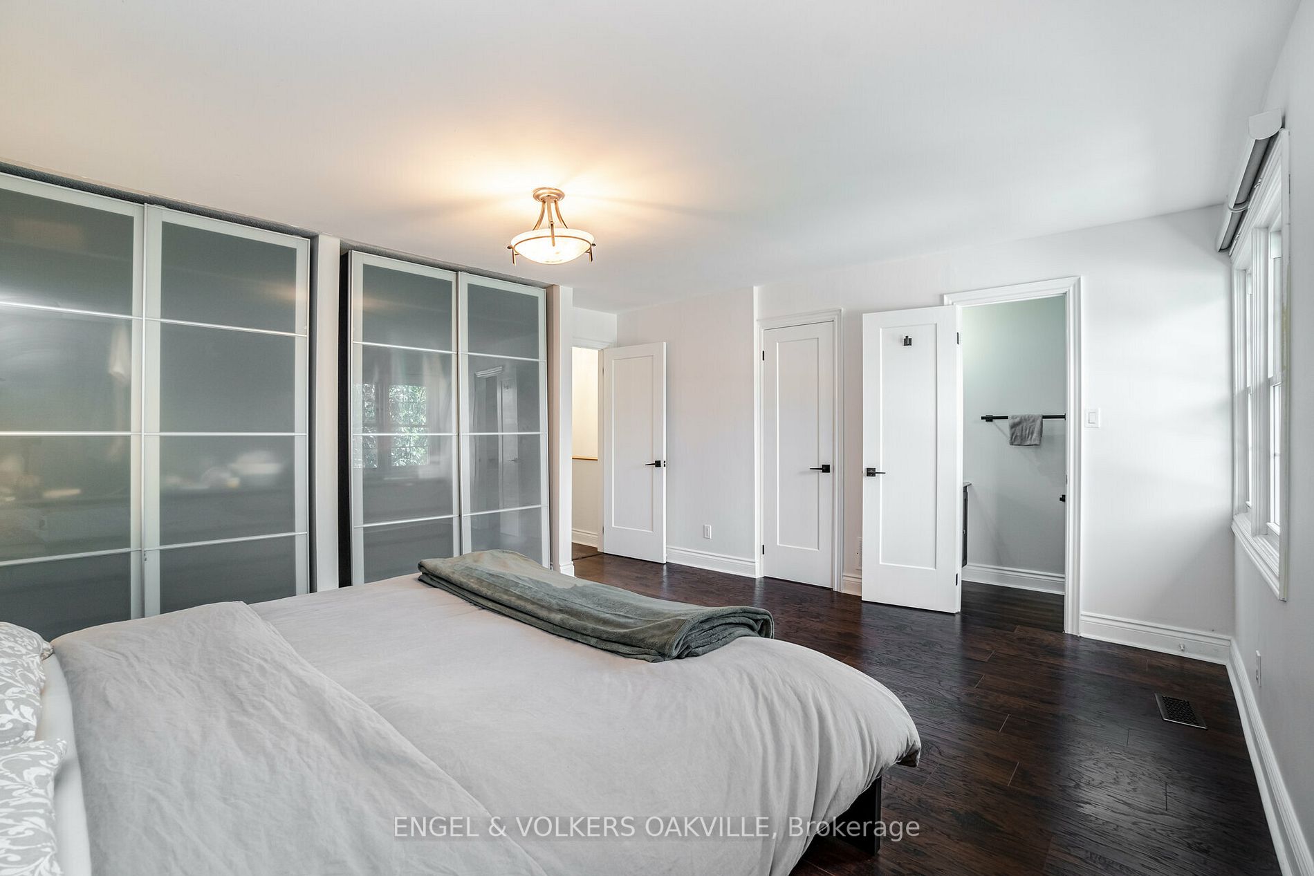 2120 Rathburn Rd E, #68