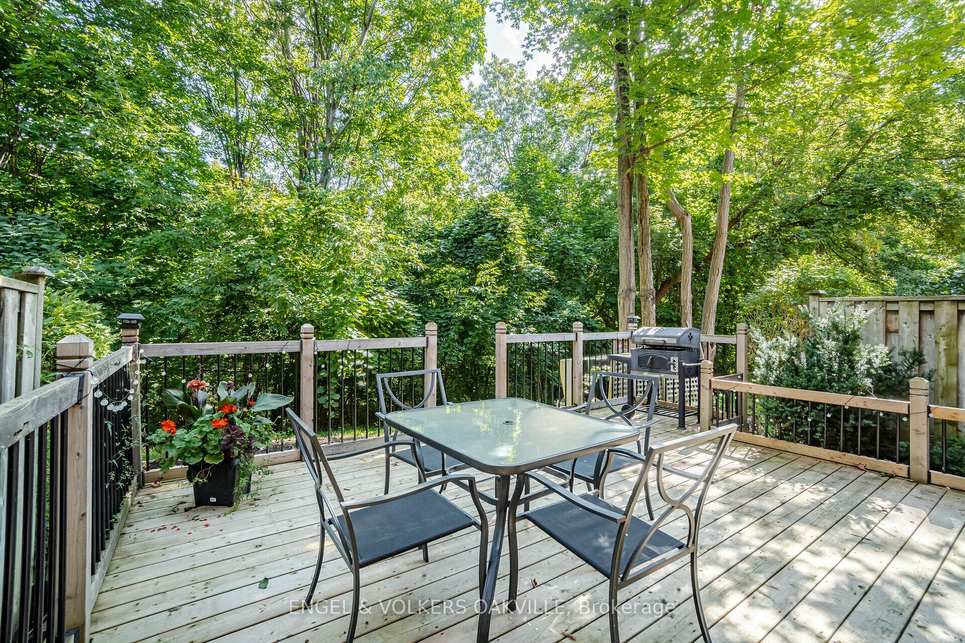 2120 Rathburn Rd E, #68