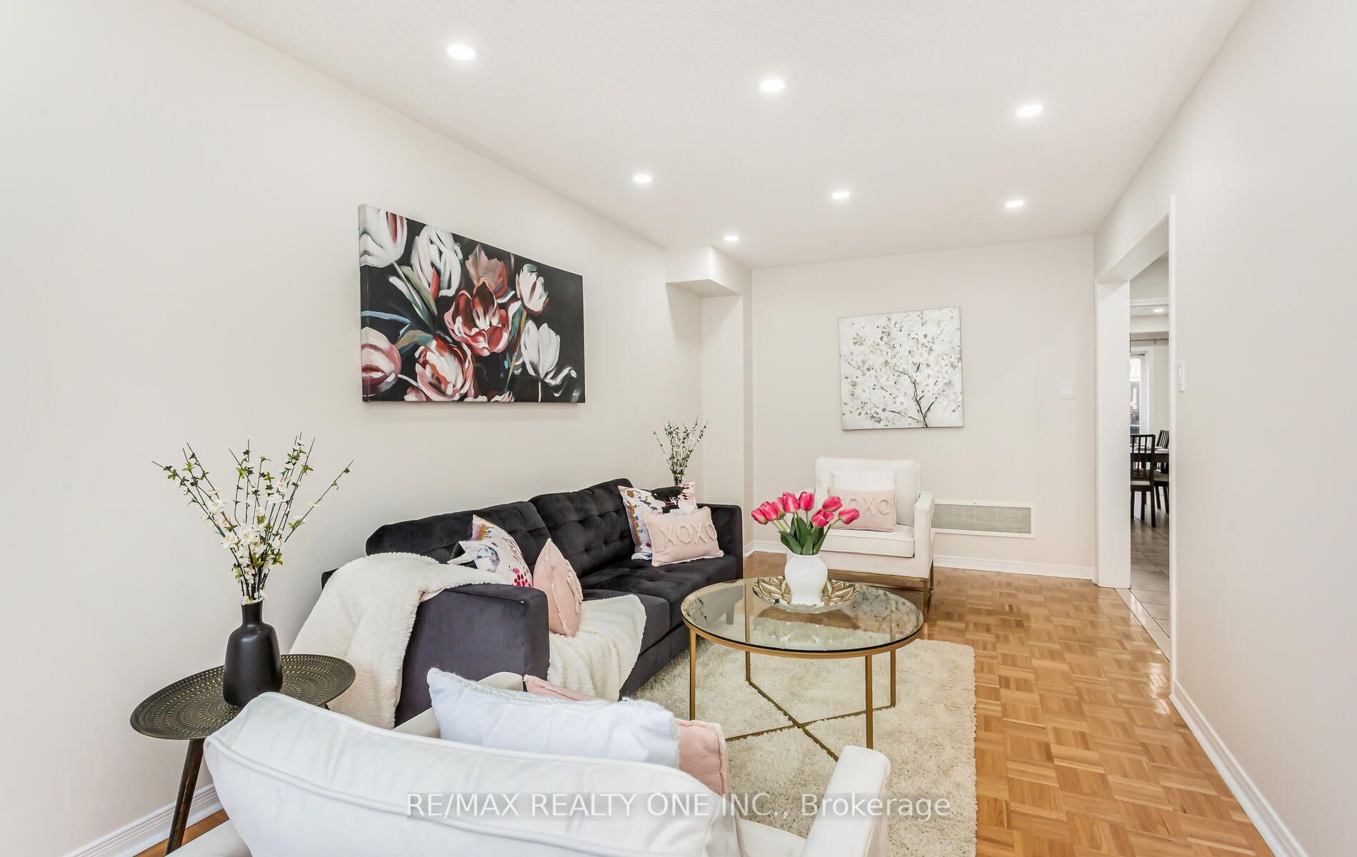 Listing W6775880 - Large Photo # 3
