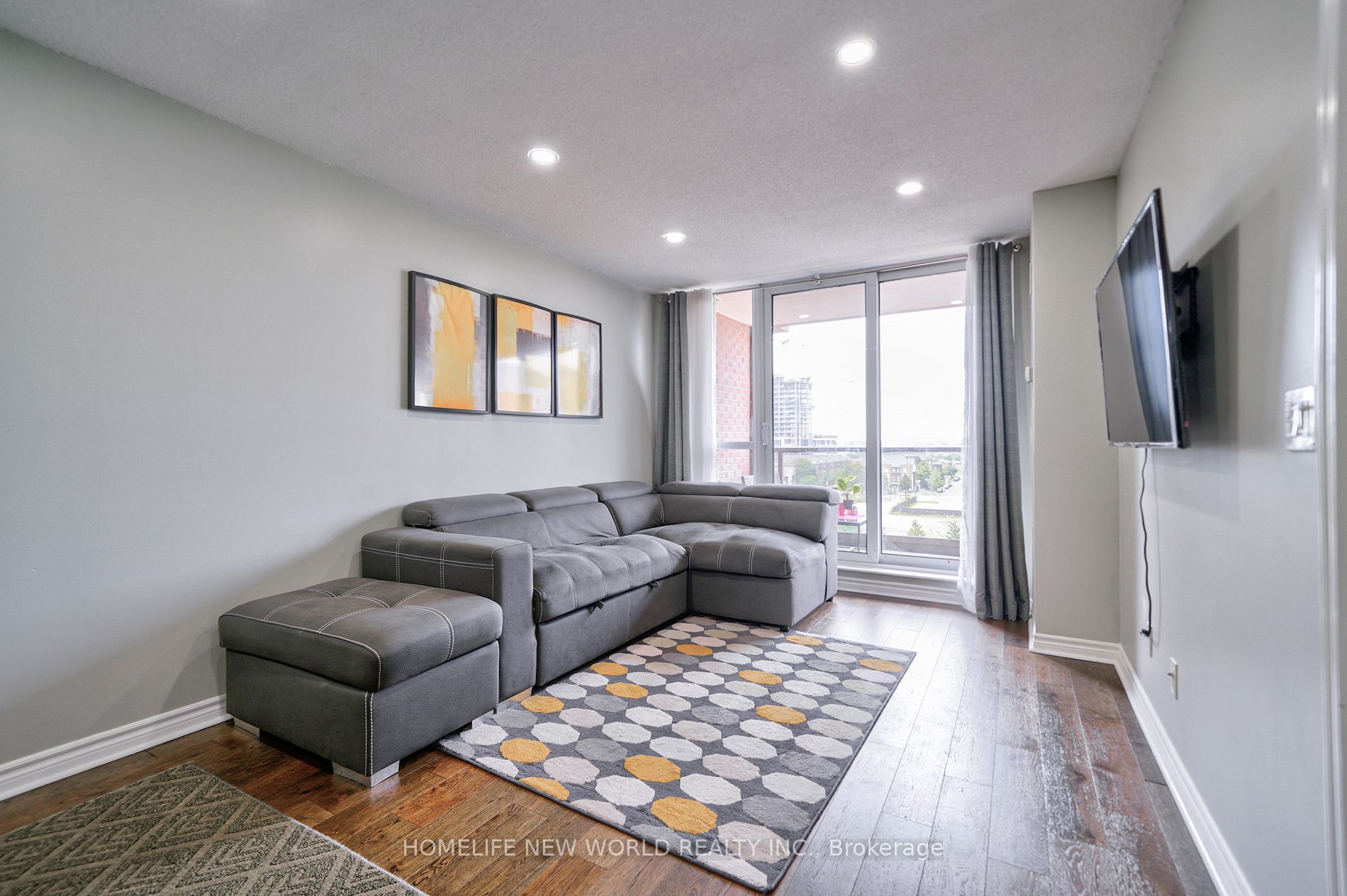 4090 Living Arts Dr, #708