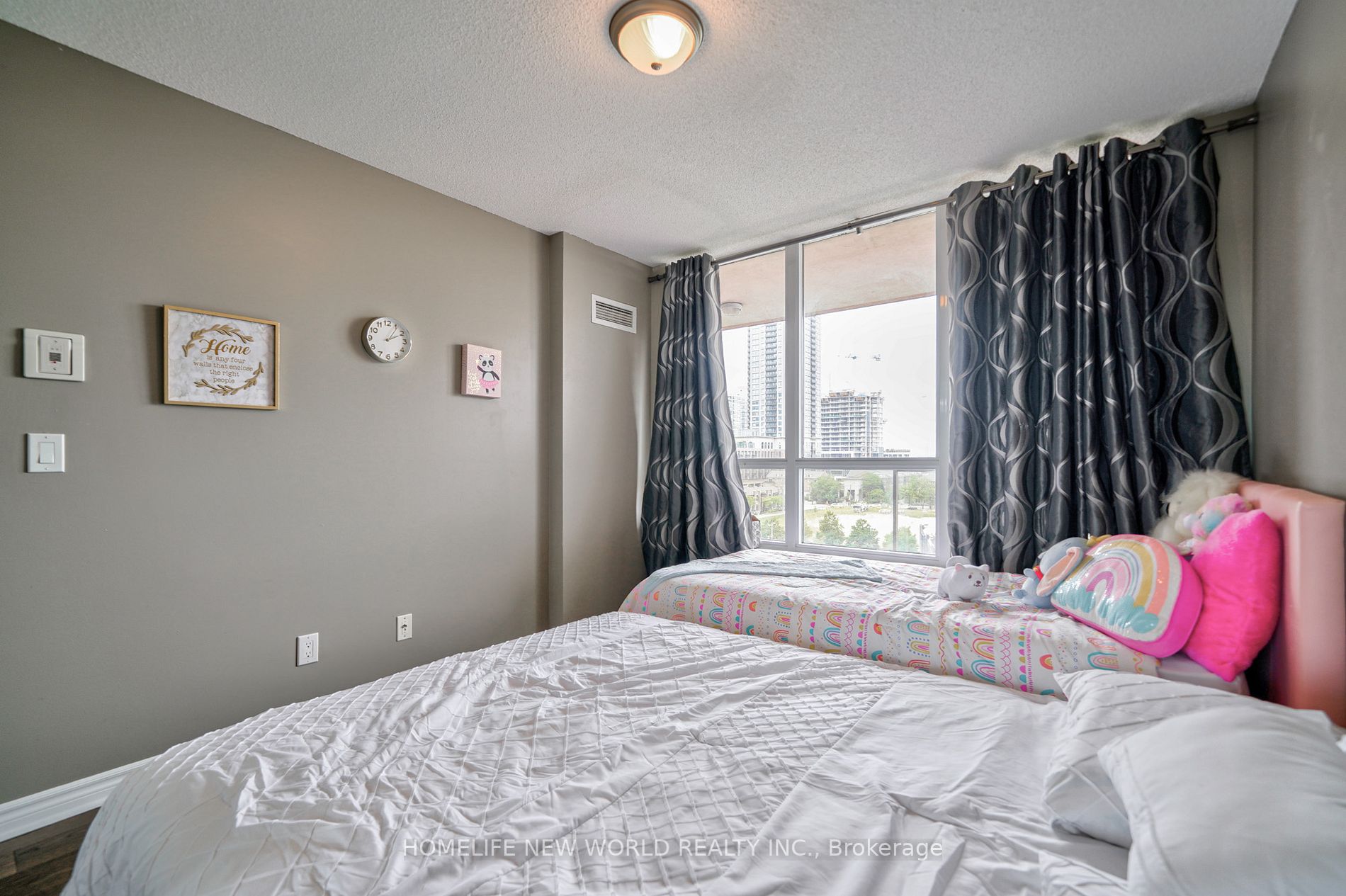 4090 Living Arts Dr, #708