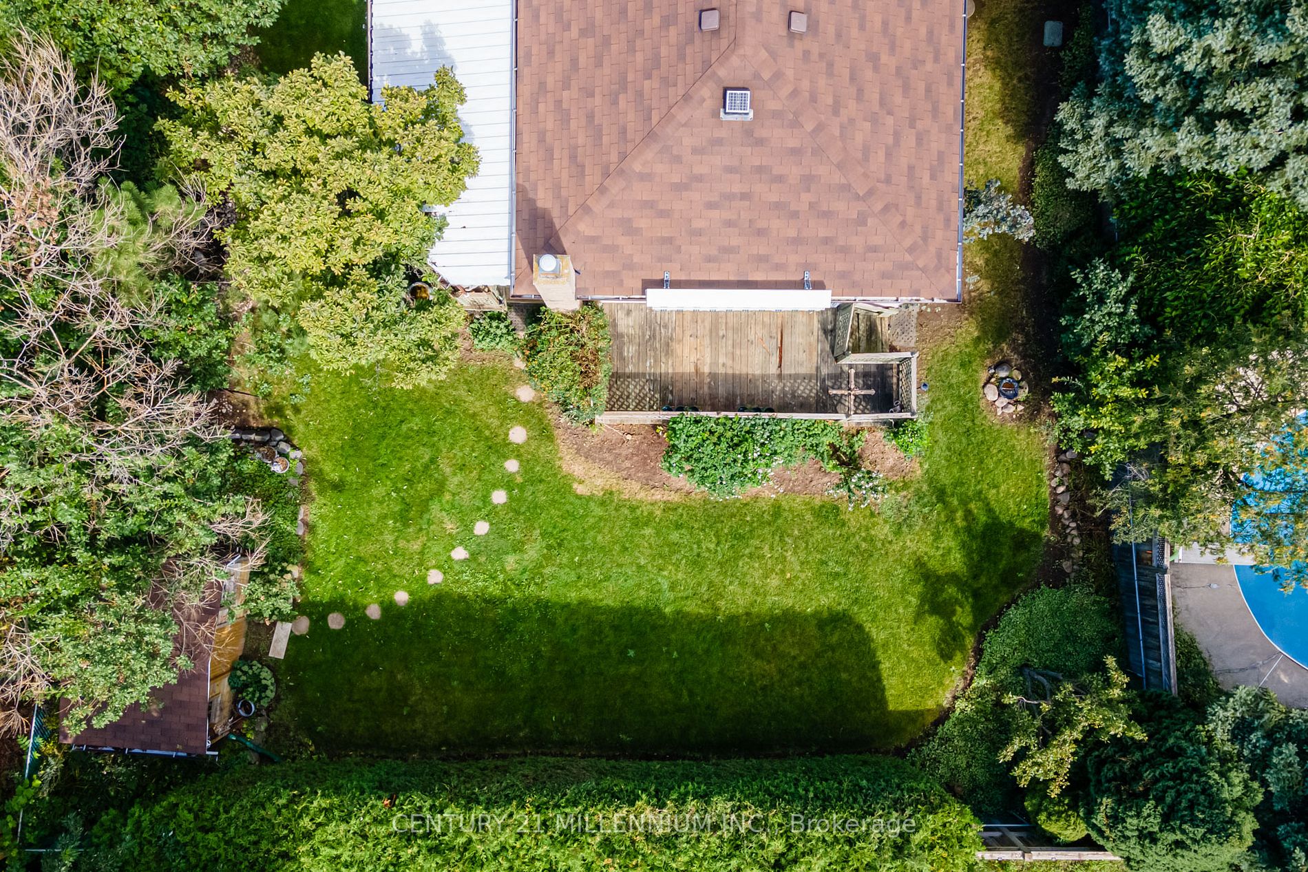 43 Gondola Crescent