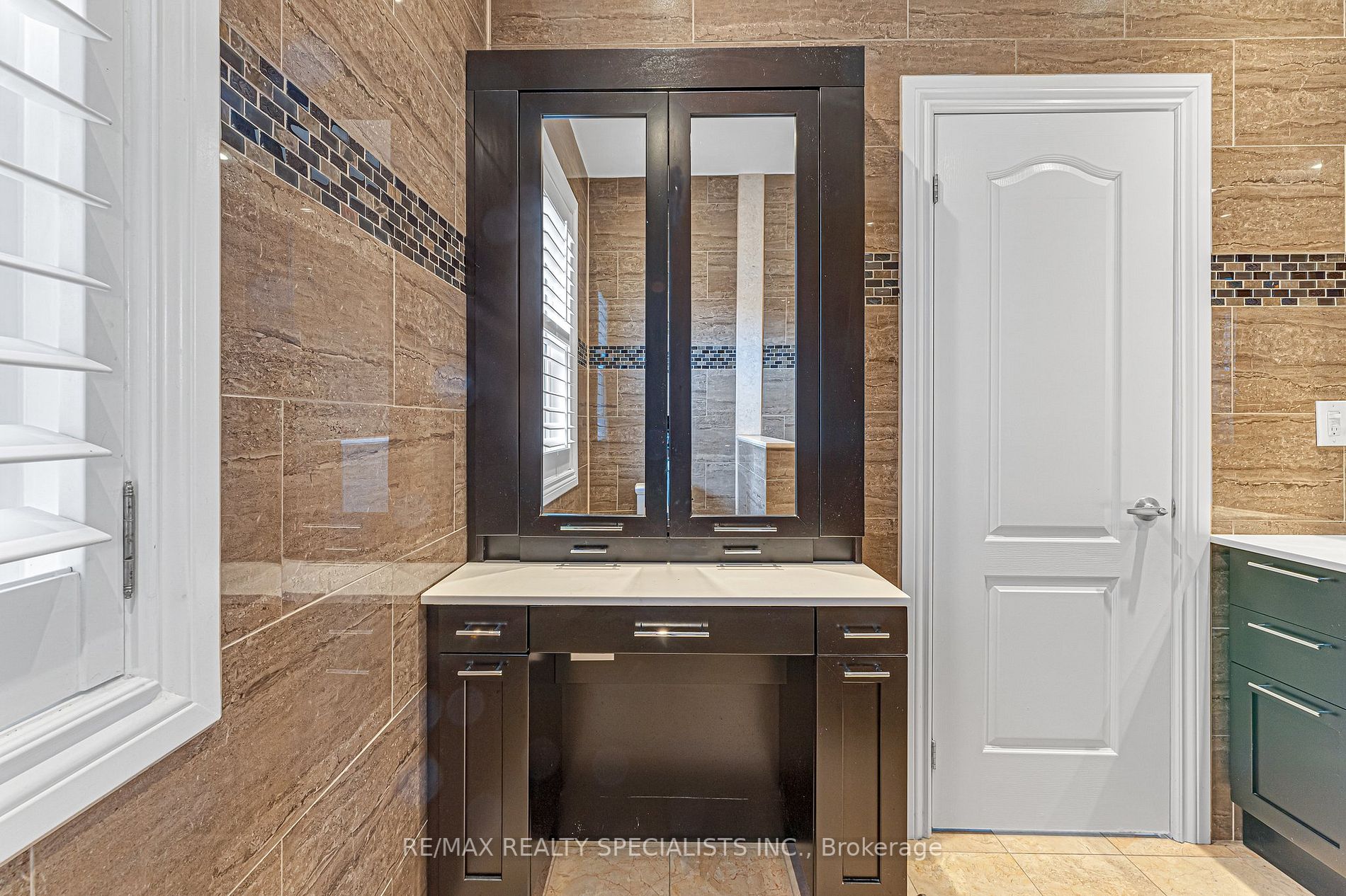 146 Resurrection Rd, #8