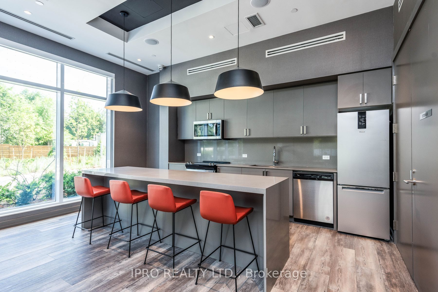 10 Wilby Crescent, #1404