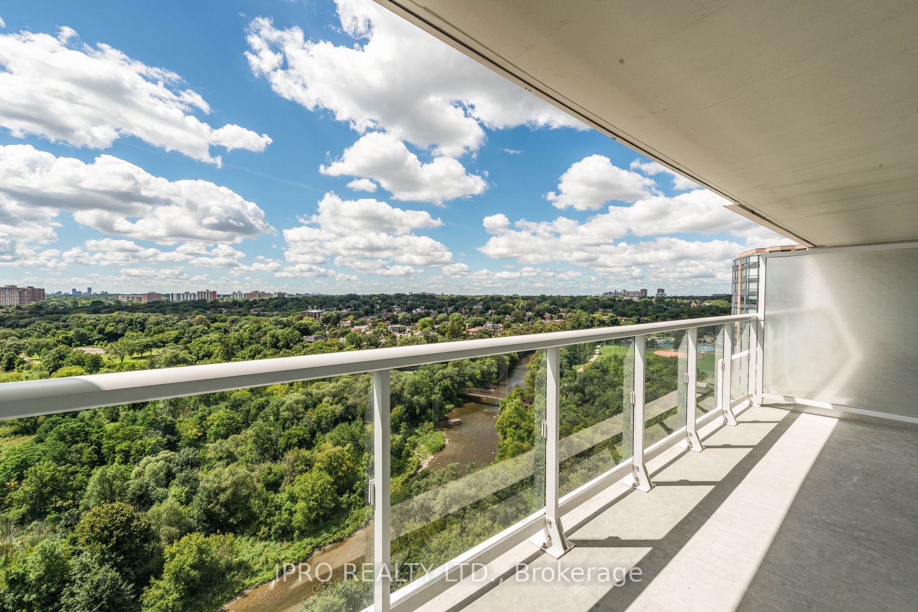 10 Wilby Crescent, #1404