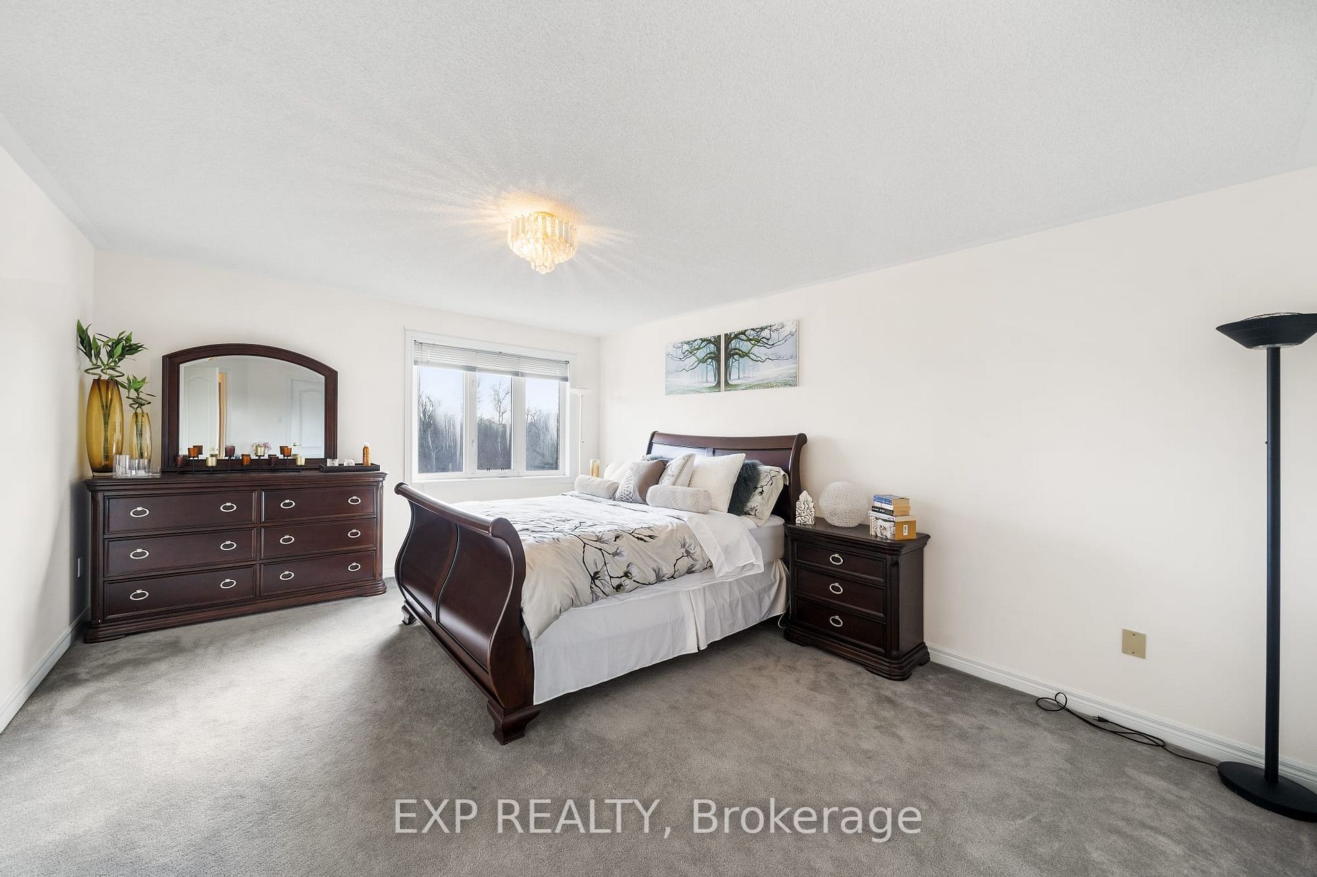 2166 Erin Centre Boulevard