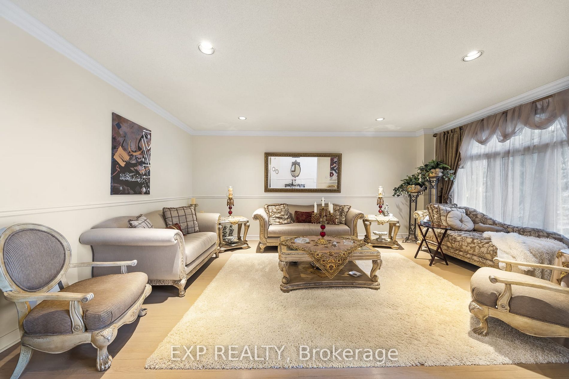 2166 Erin Centre Boulevard
